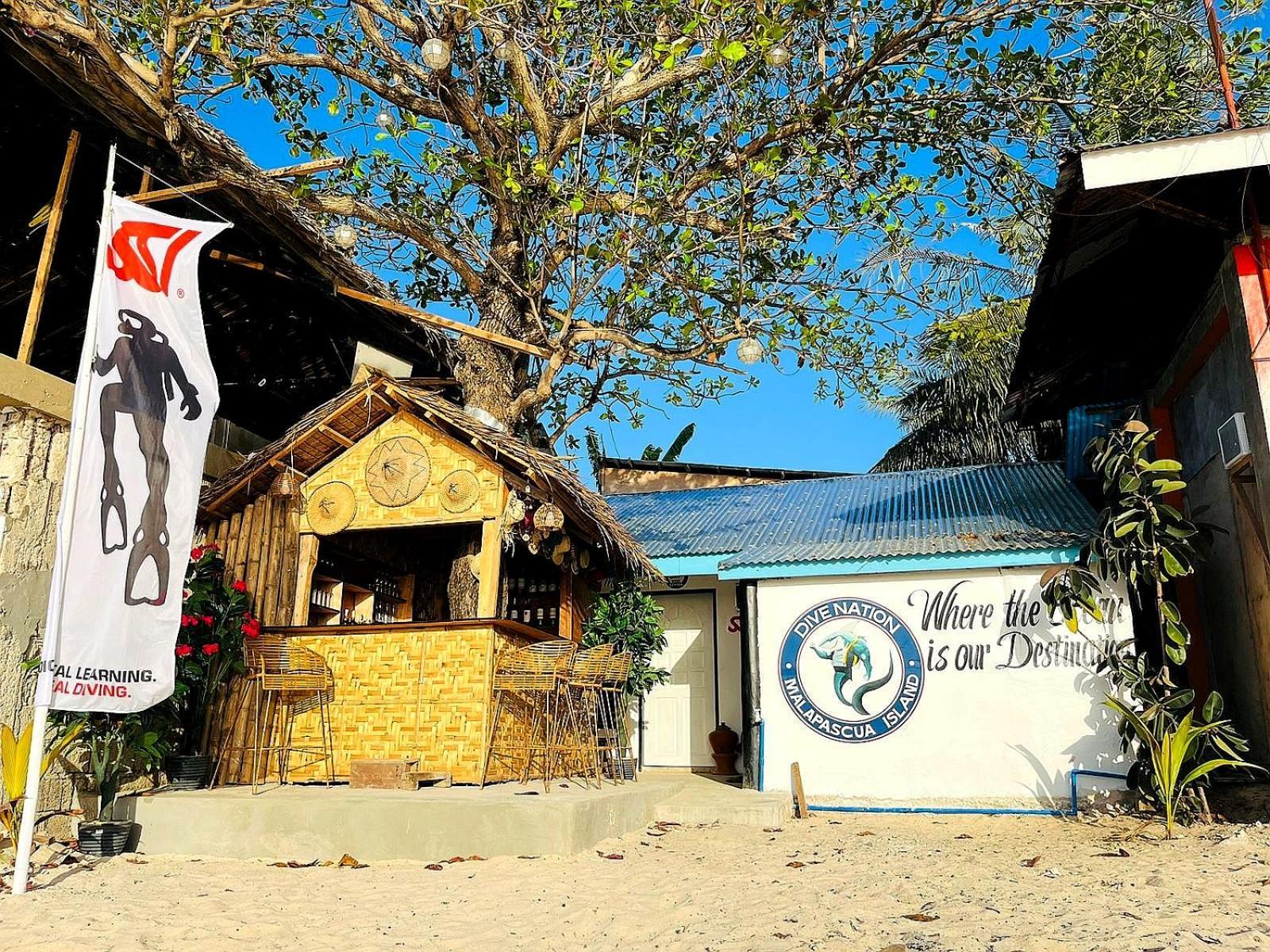 Seaside Hostel *