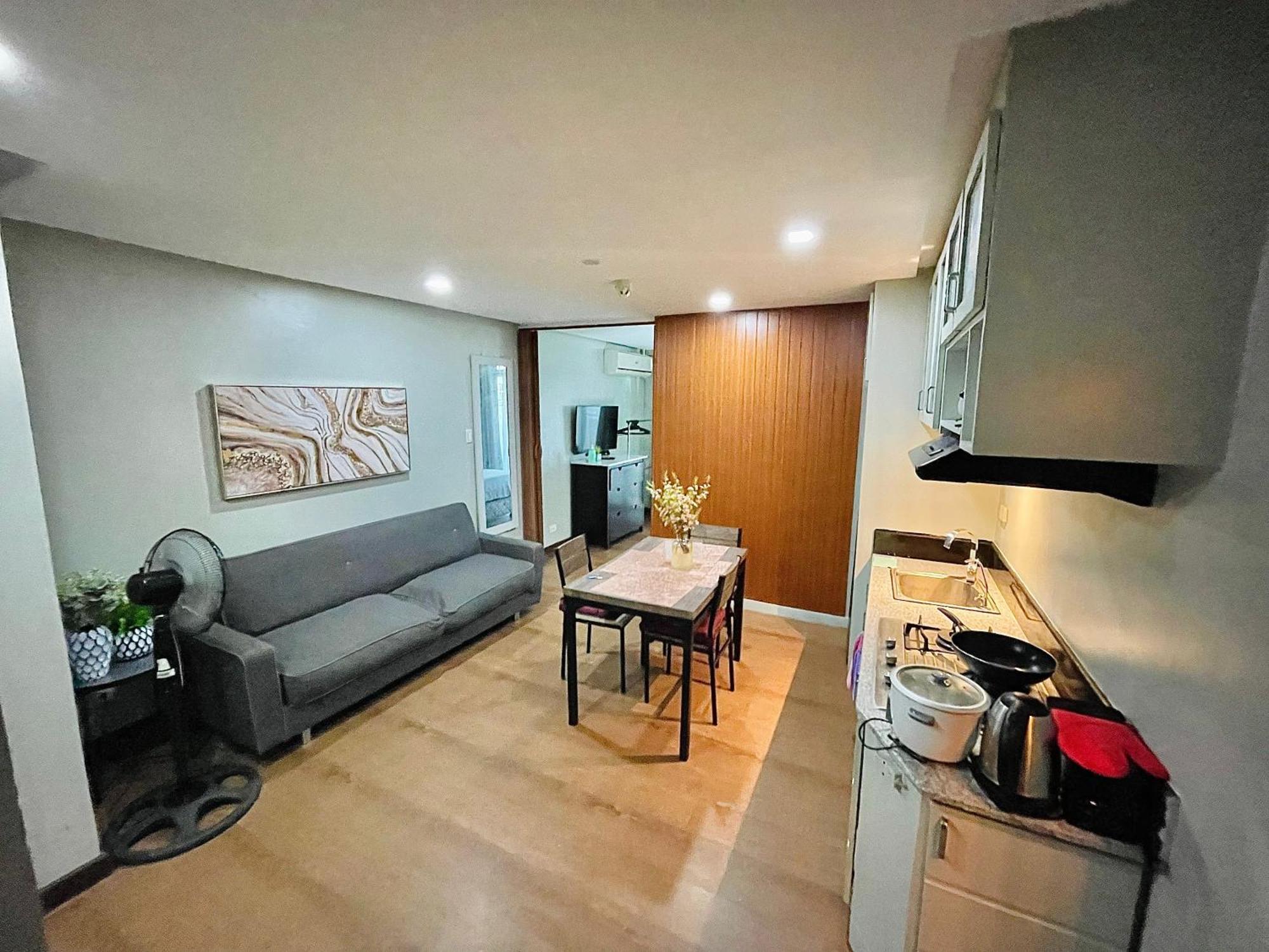 Spacious Appleone Equicom Ayala