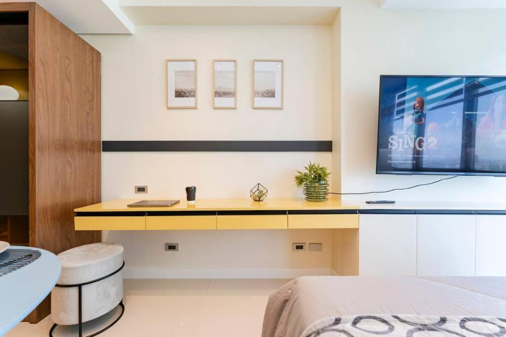 Apartment The Amber - Designer Unit In It Park, *