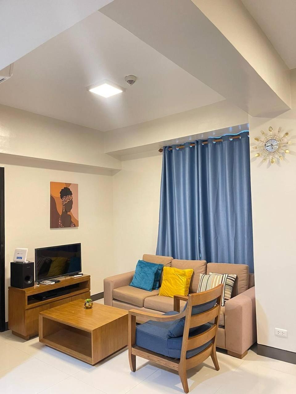 Mactan Newtown With Pool Access Apartment *