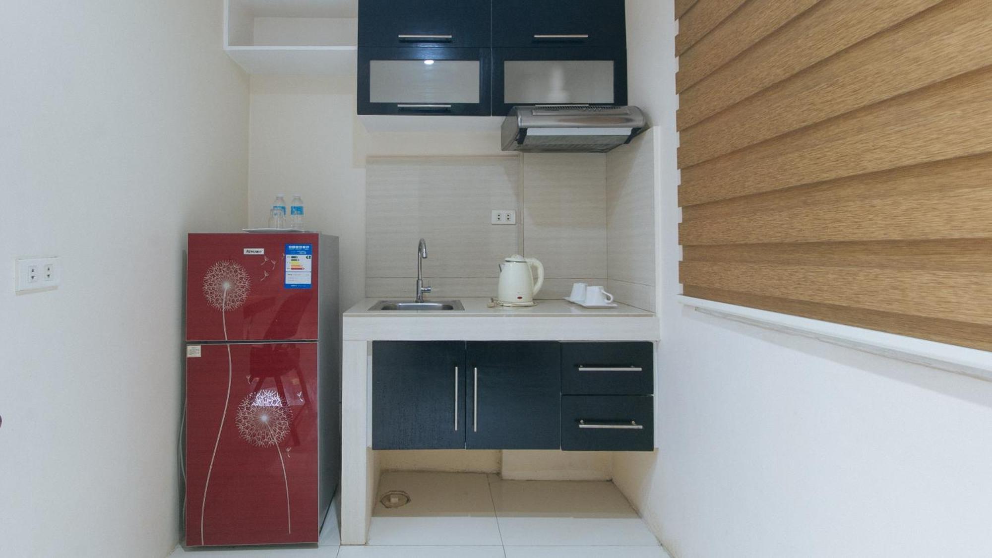 Hotel Reddoorz At Grand Apartelle Hernan Cortes