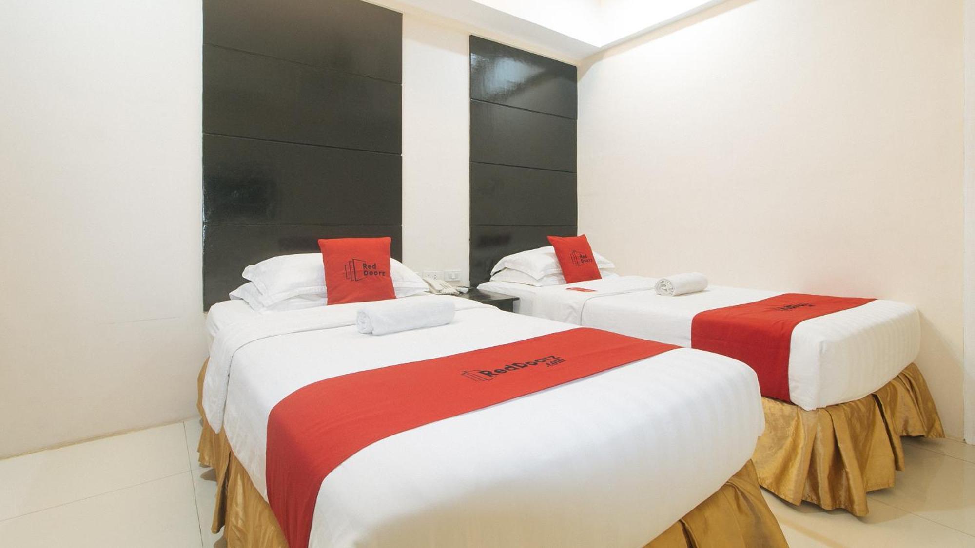 Reddoorz At Grand Apartelle Hernan Cortes Hotel