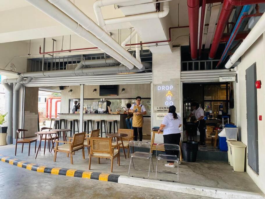 Arabella's - Symfoni Bossa Apartment Cebu