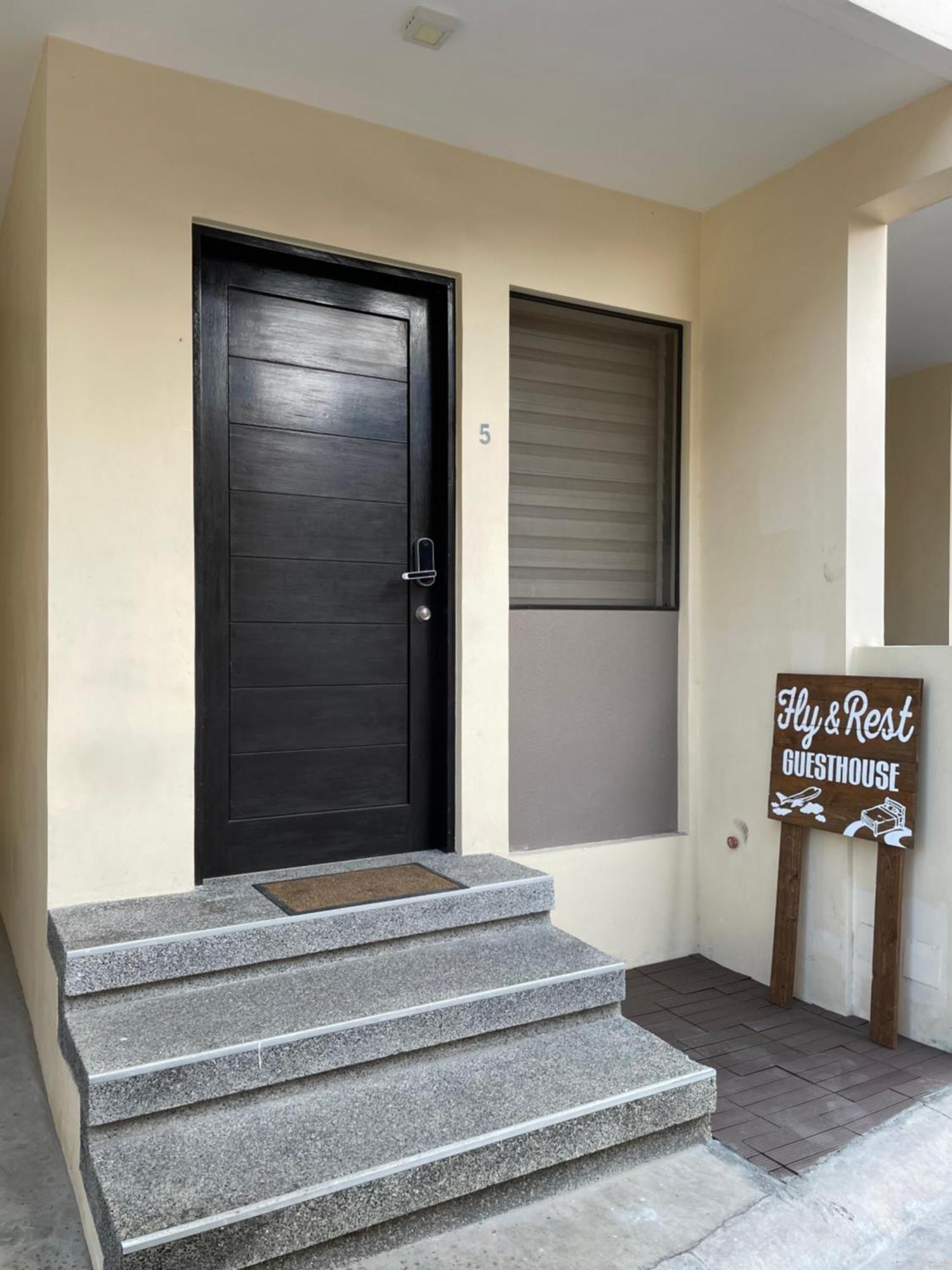 Casa de hóspedes Fly & Rest - Mactan-cebu International Airport Lapu-Lapu City