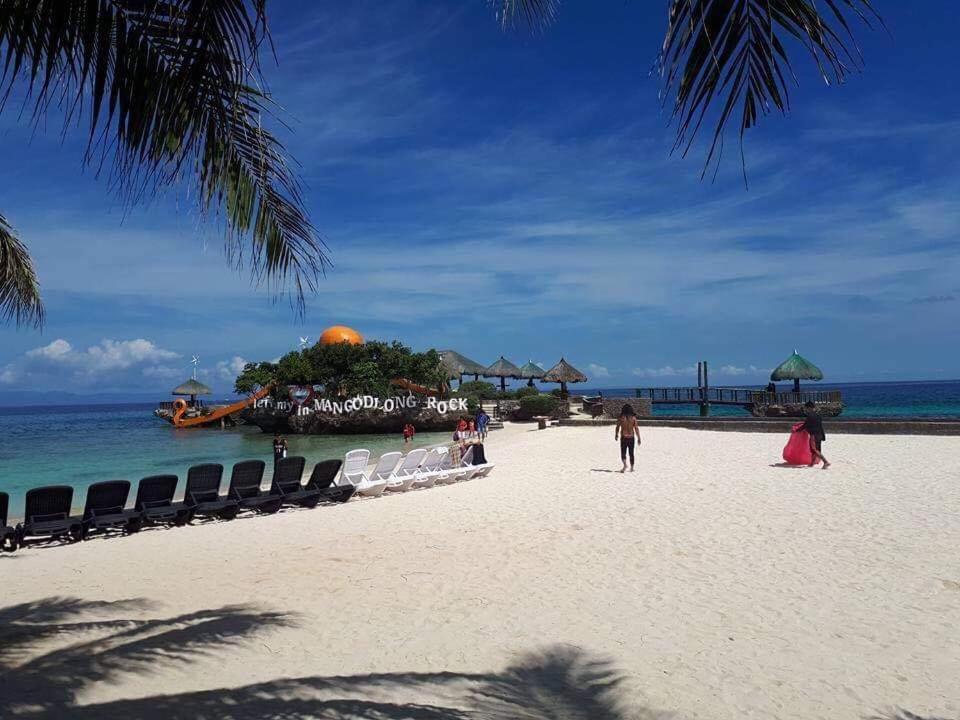 Camotes Resthouse Casa de férias Poro