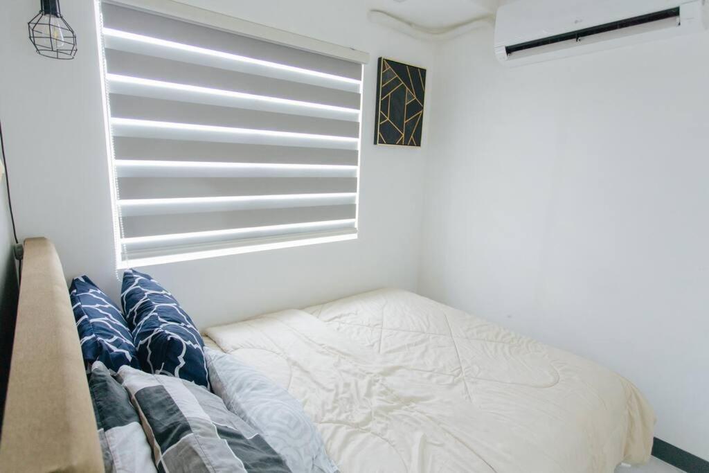 A2j Luxury 2br Near Il Corso & Sm Seaside *