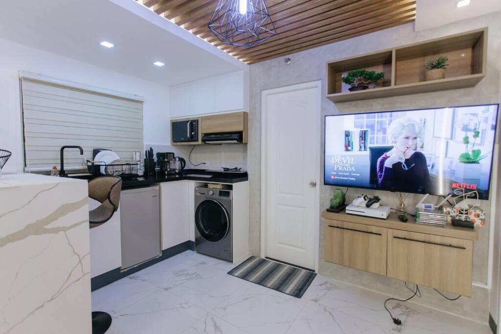 Apartment A2j Luxury 2br Near Il Corso & Sm Seaside