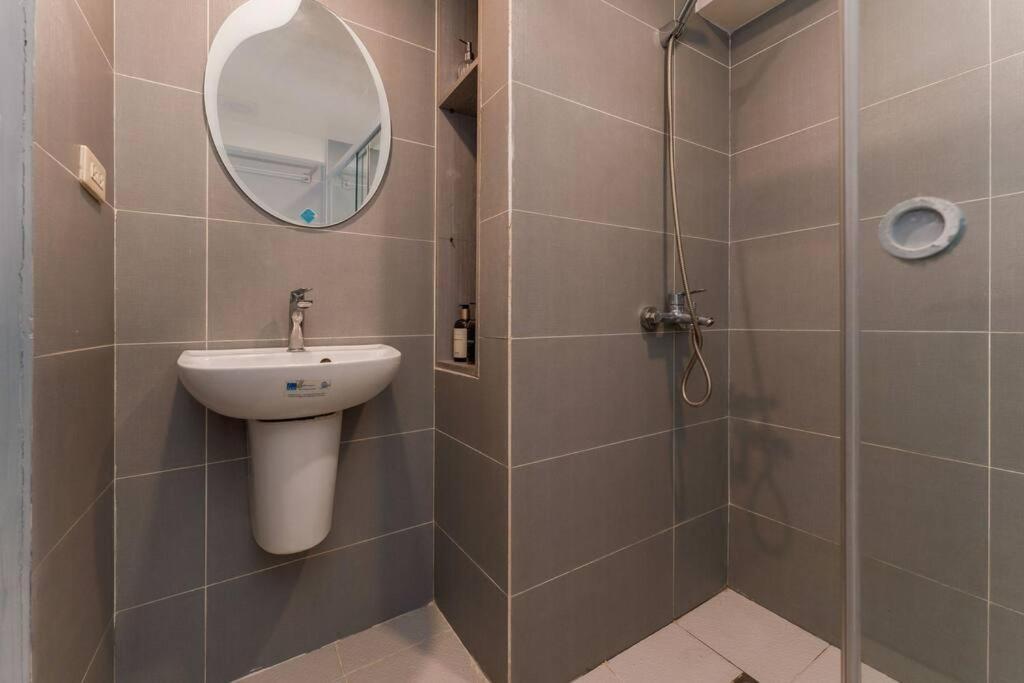 Airport Express E-527, 2 Minutes To Airport,fast Wifi, Free Netflix Apartamento *