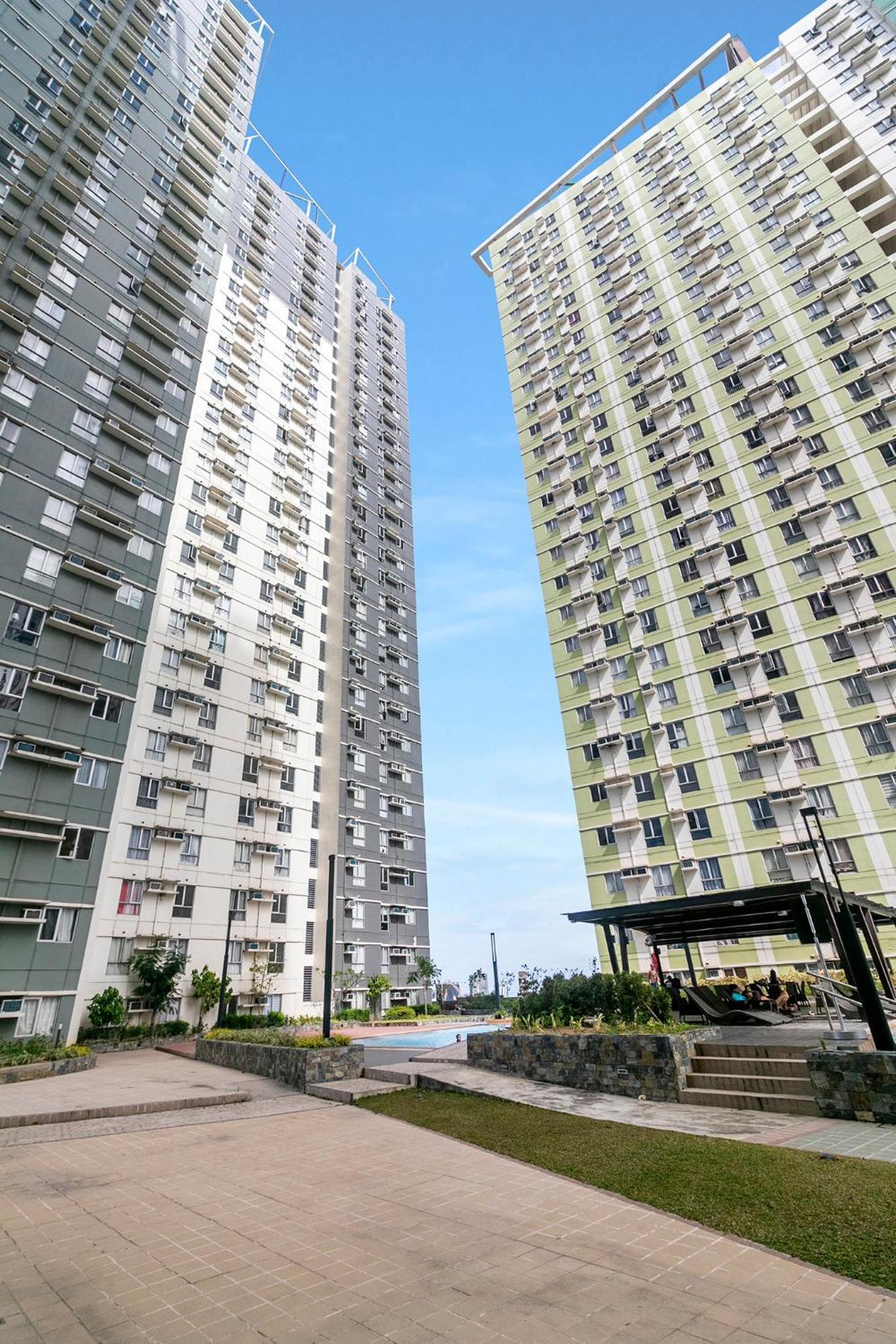 Avida Riala In The Centre Of It Park Apartment