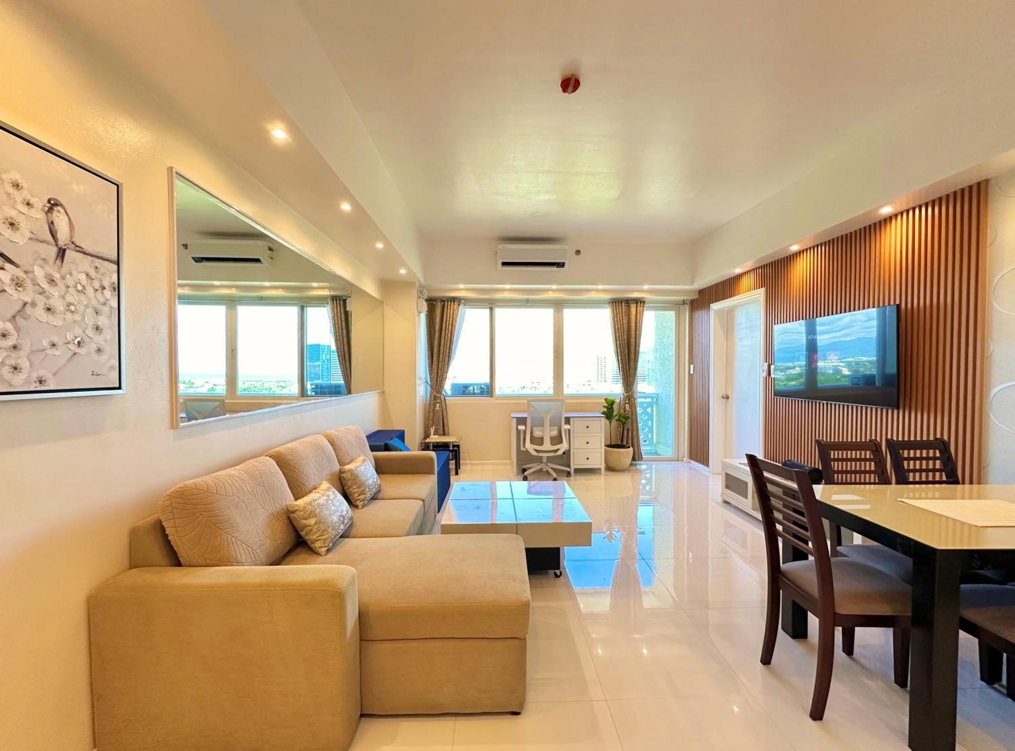 Oceanview Deluxe 1br La Mirada Apartment