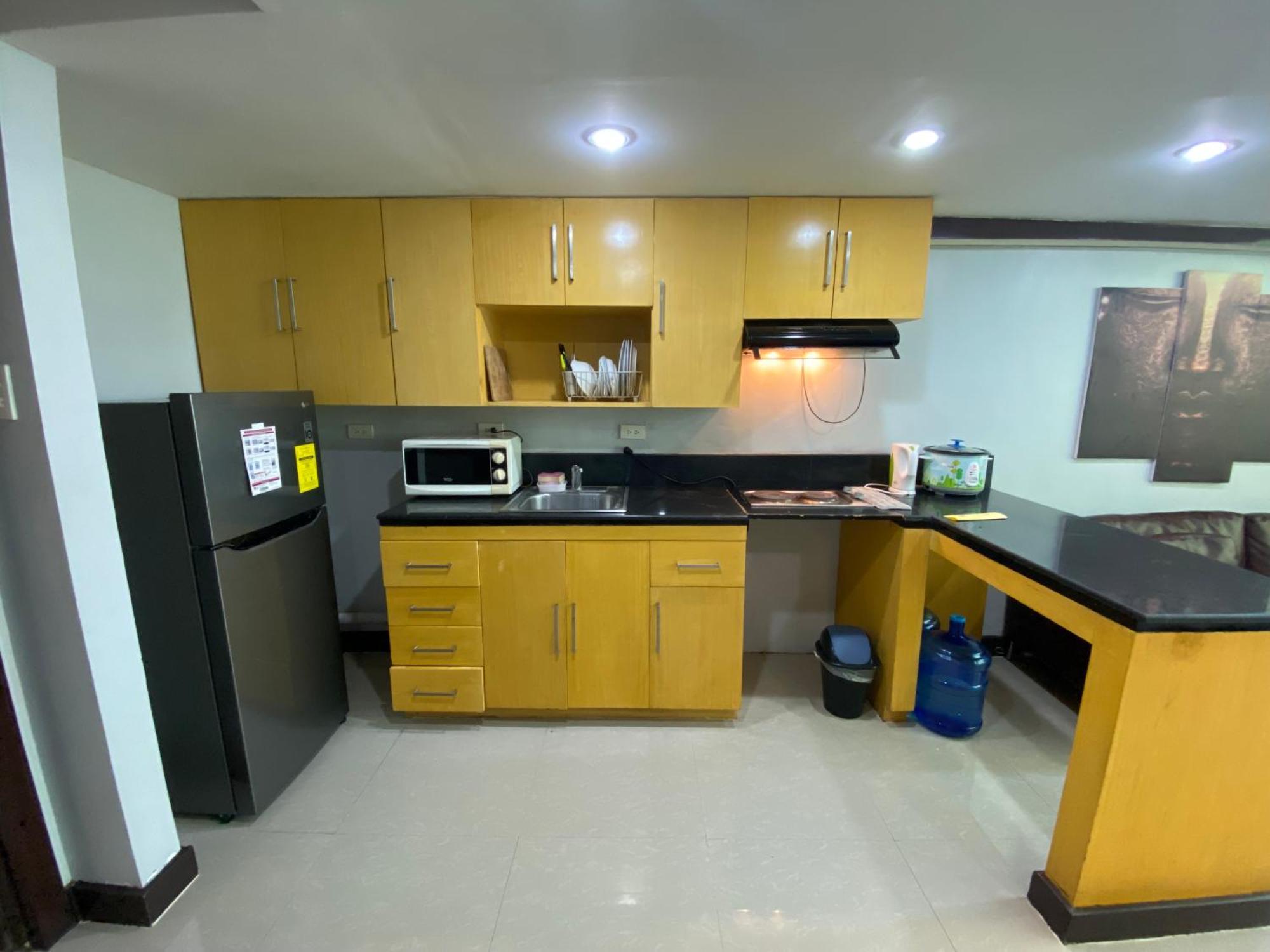 Huge Lofts By P&j Apartment Cebu