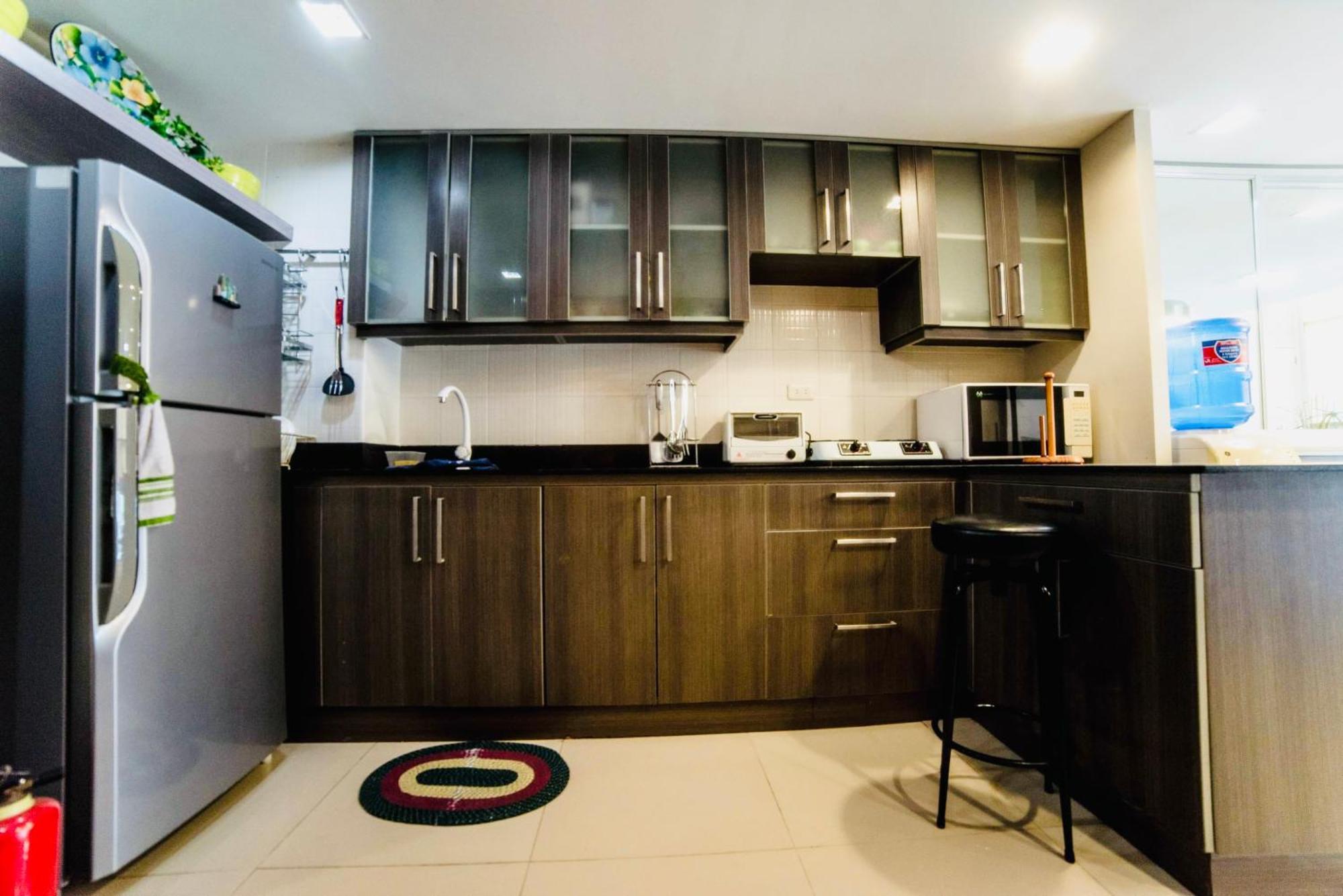 Huge Lofts By P&j Apartment *