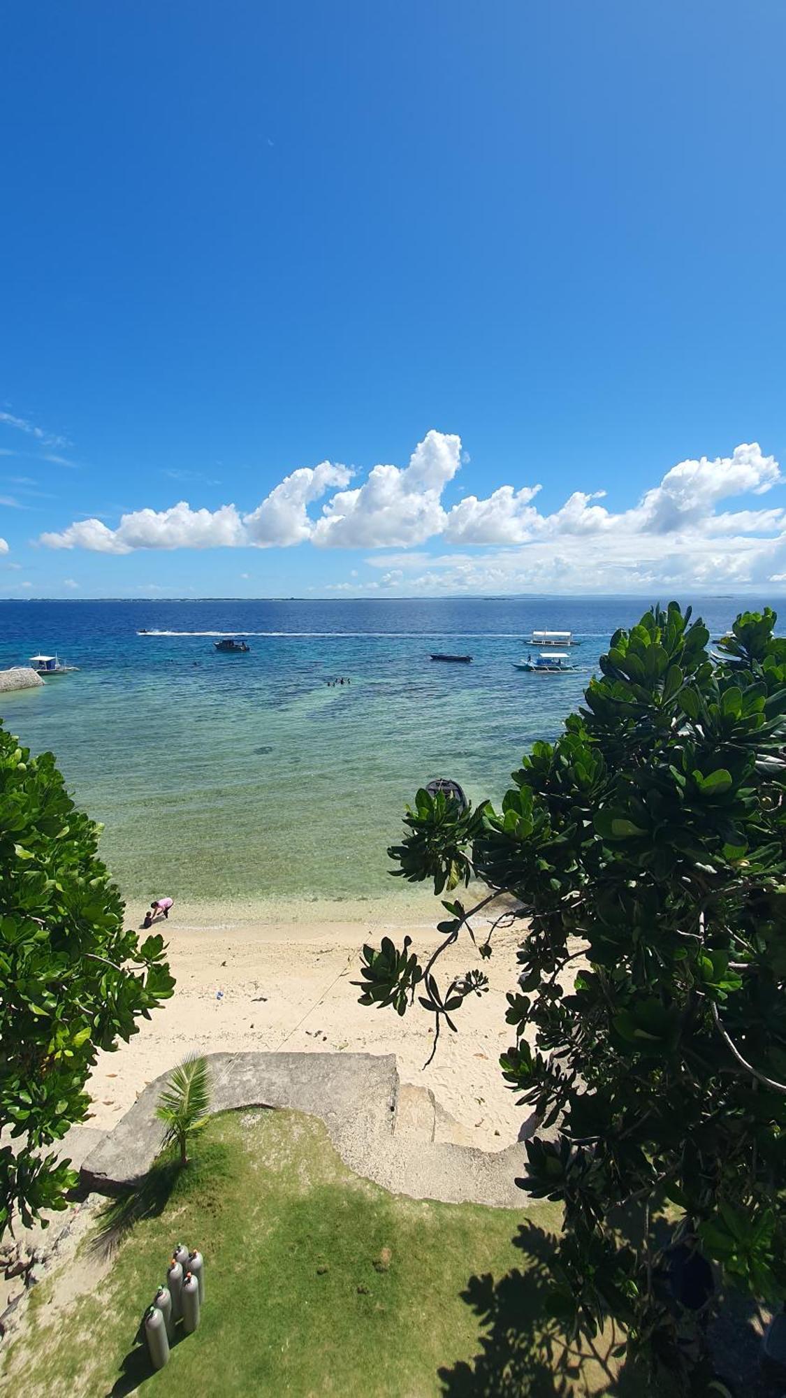Feelgooddive House Campsite Lapu-Lapu City