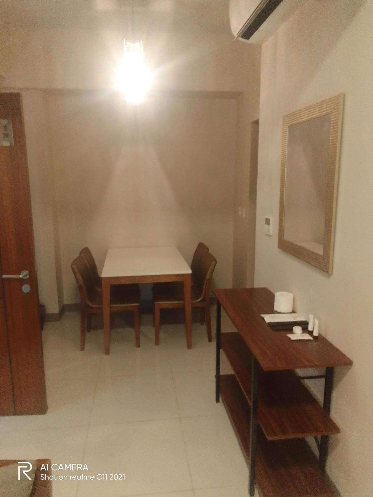 Mactan Newtown One Manchester Palace *
