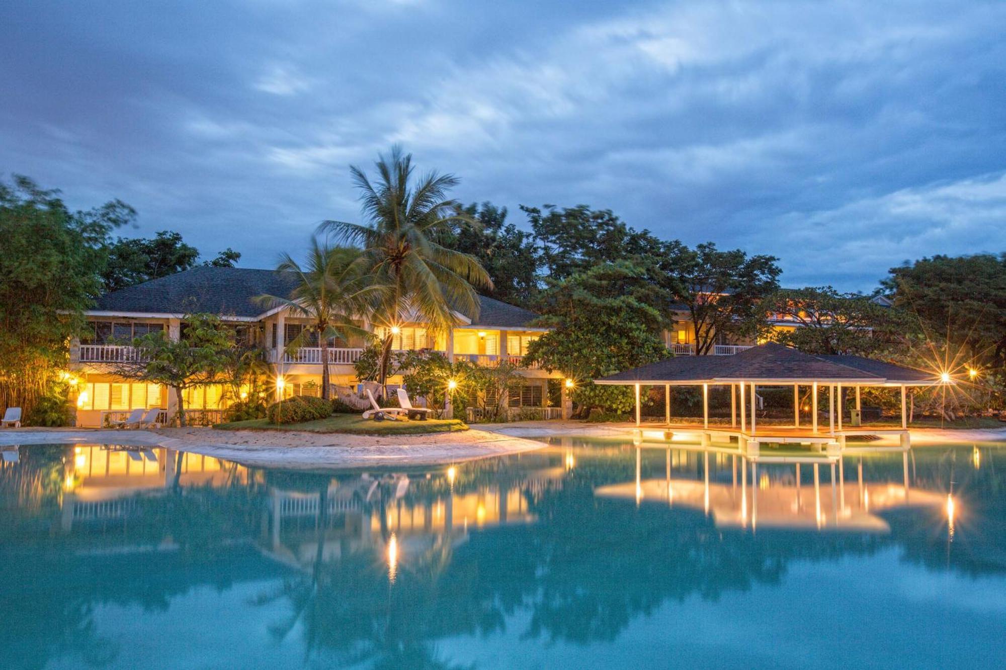 Plantation Bay And Resort Lapu-Lapu City