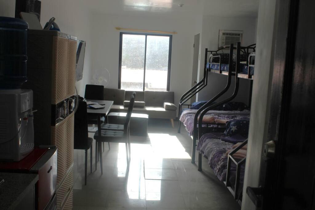 Apartment Big Studio, New Furniture, 8 Pax Cebu