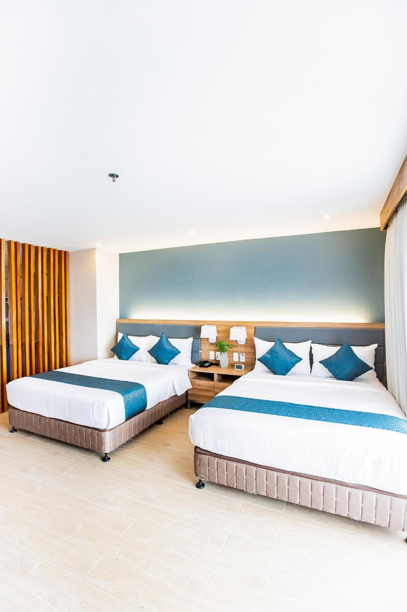 Dulcee Hotel