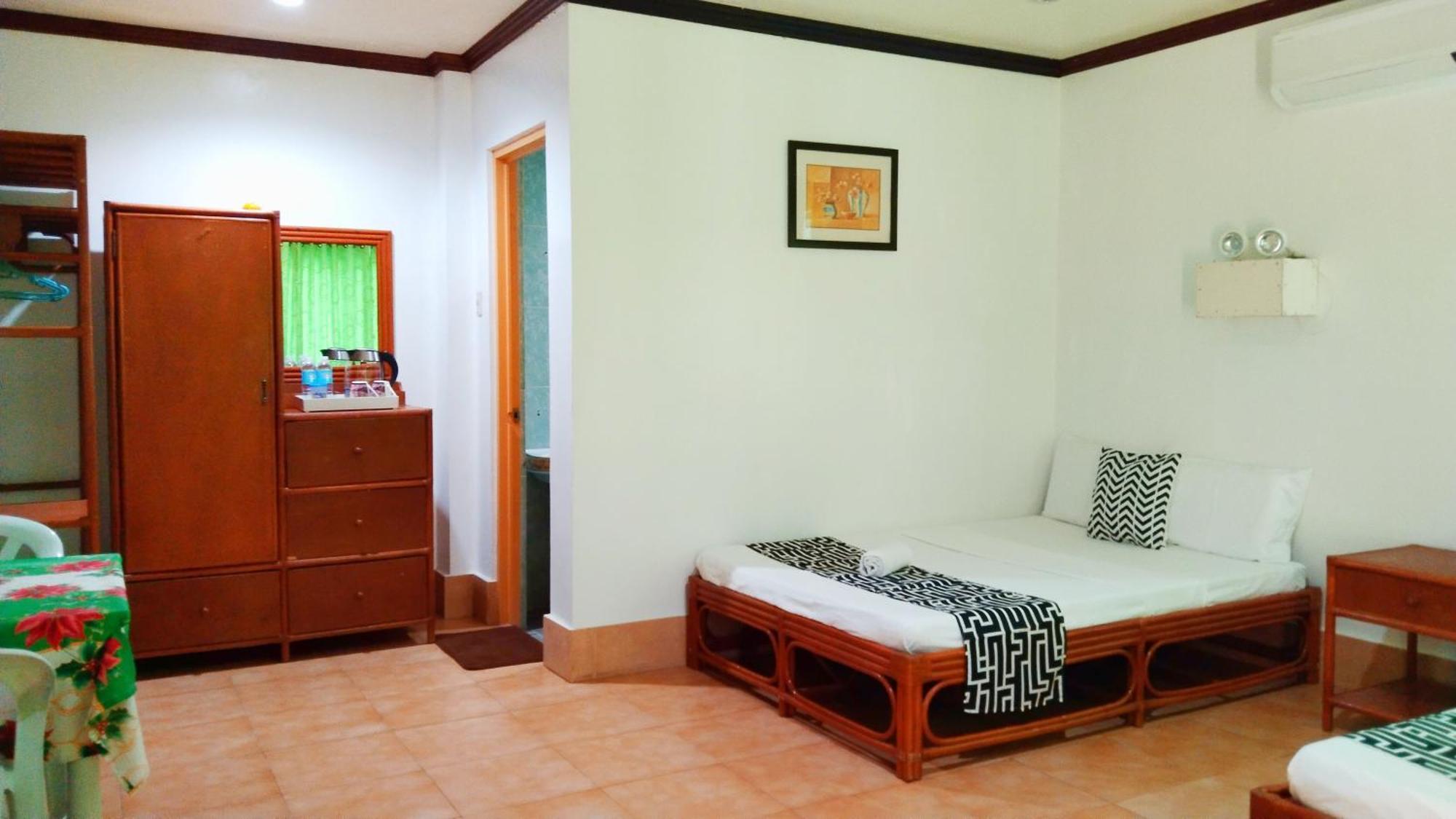 Guest house Hmc -malapascua Island Air-conditioned #1