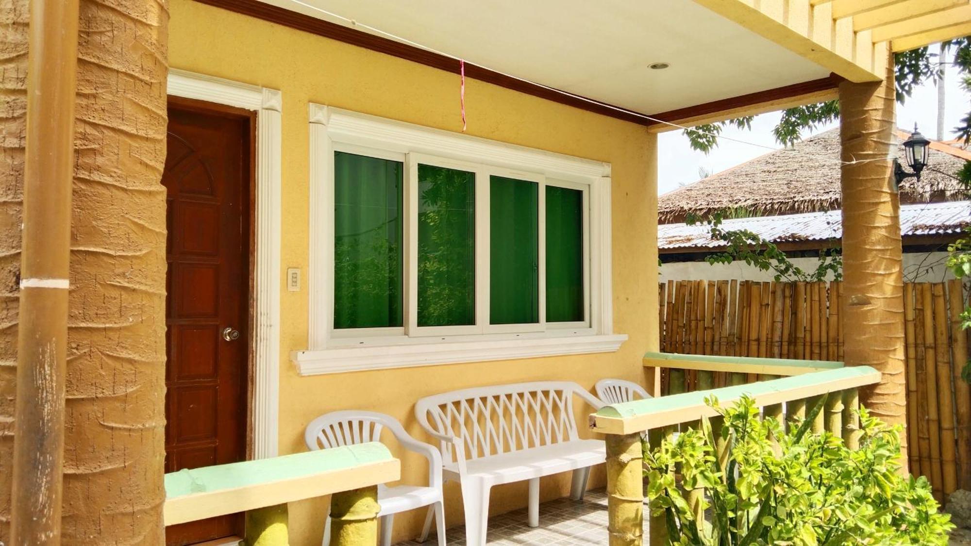 Hmc -malapascua Island Air-conditioned #1 Logon