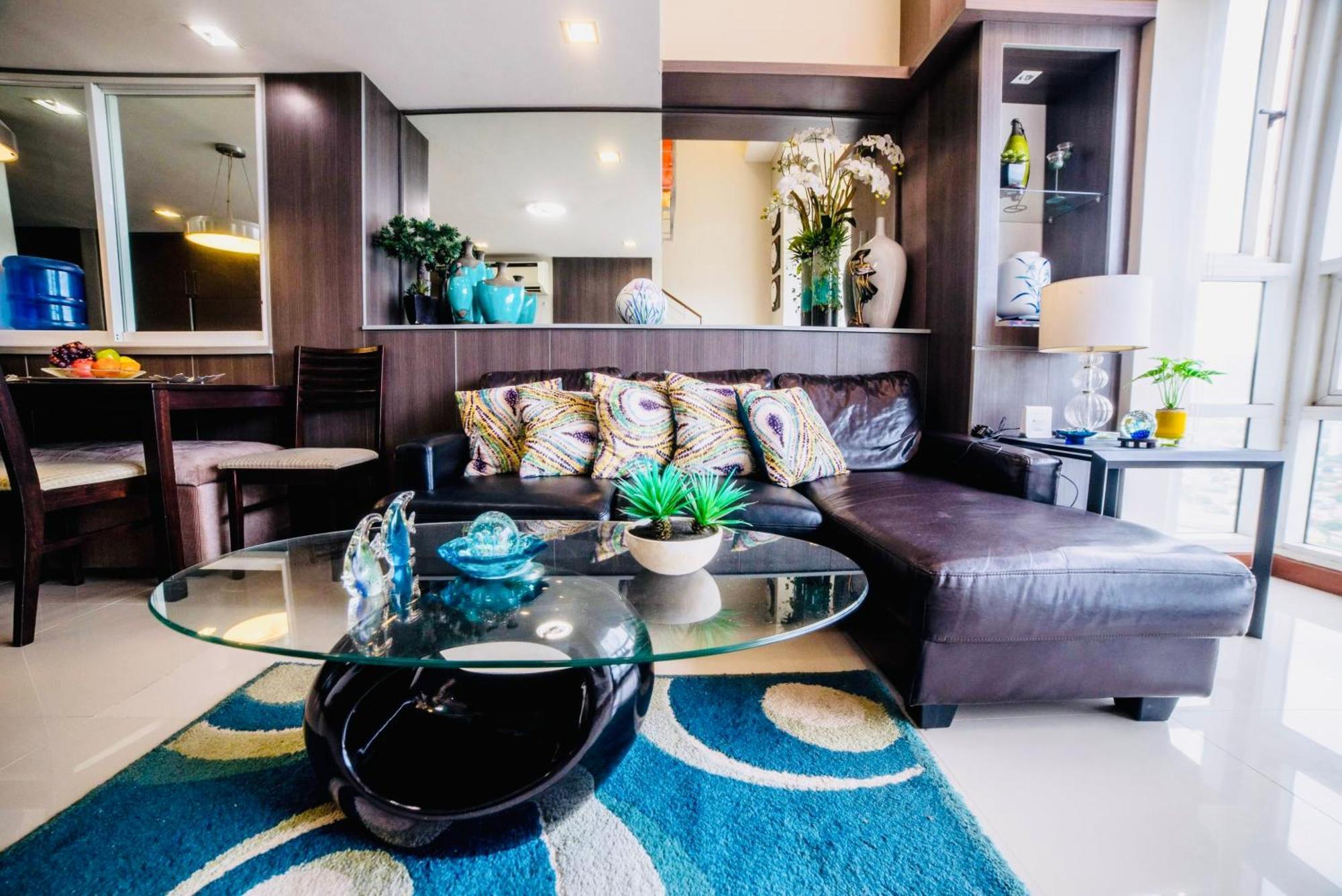 Huge Lofts By P&j