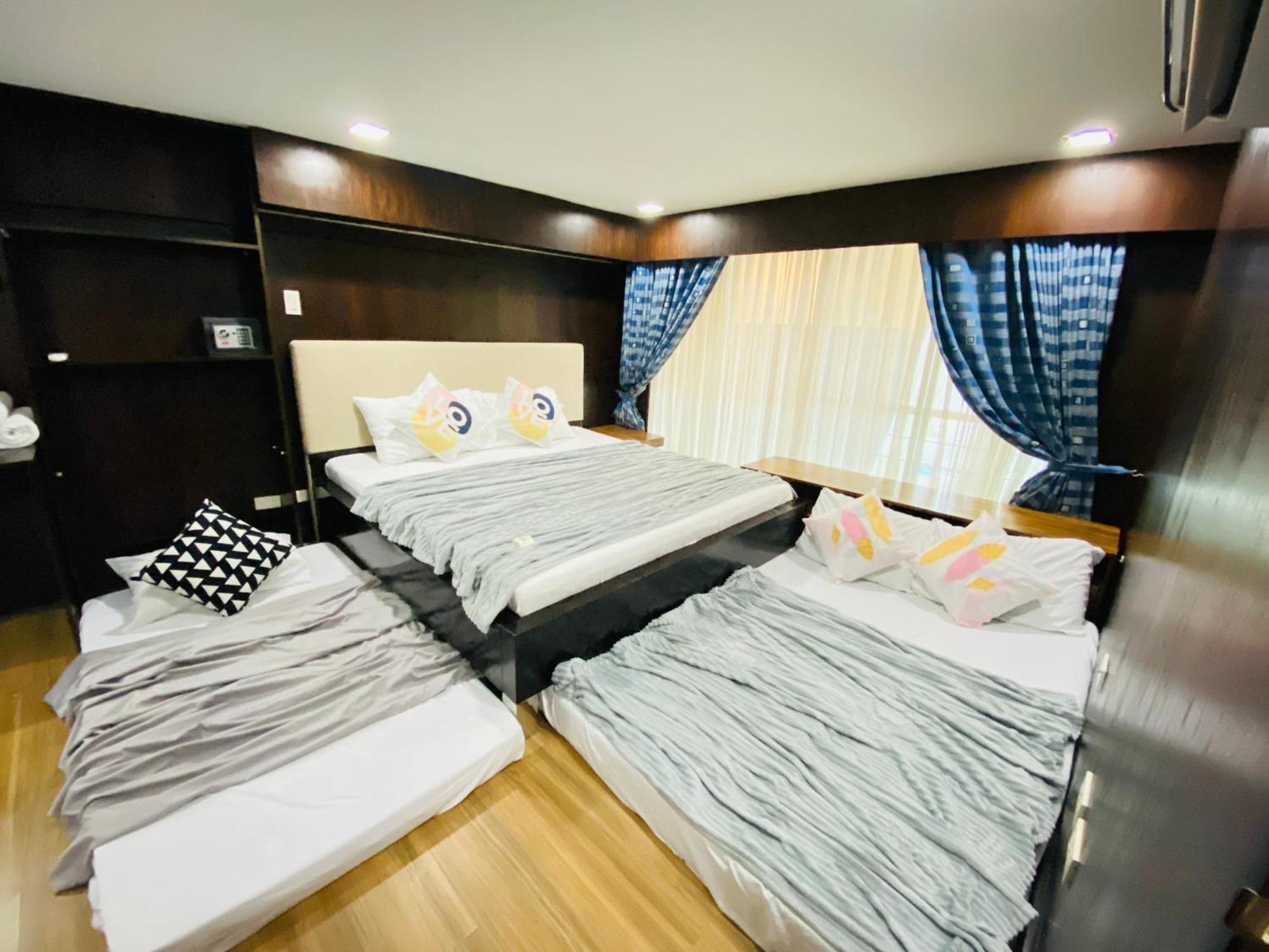 Huge Lofts By P&j *