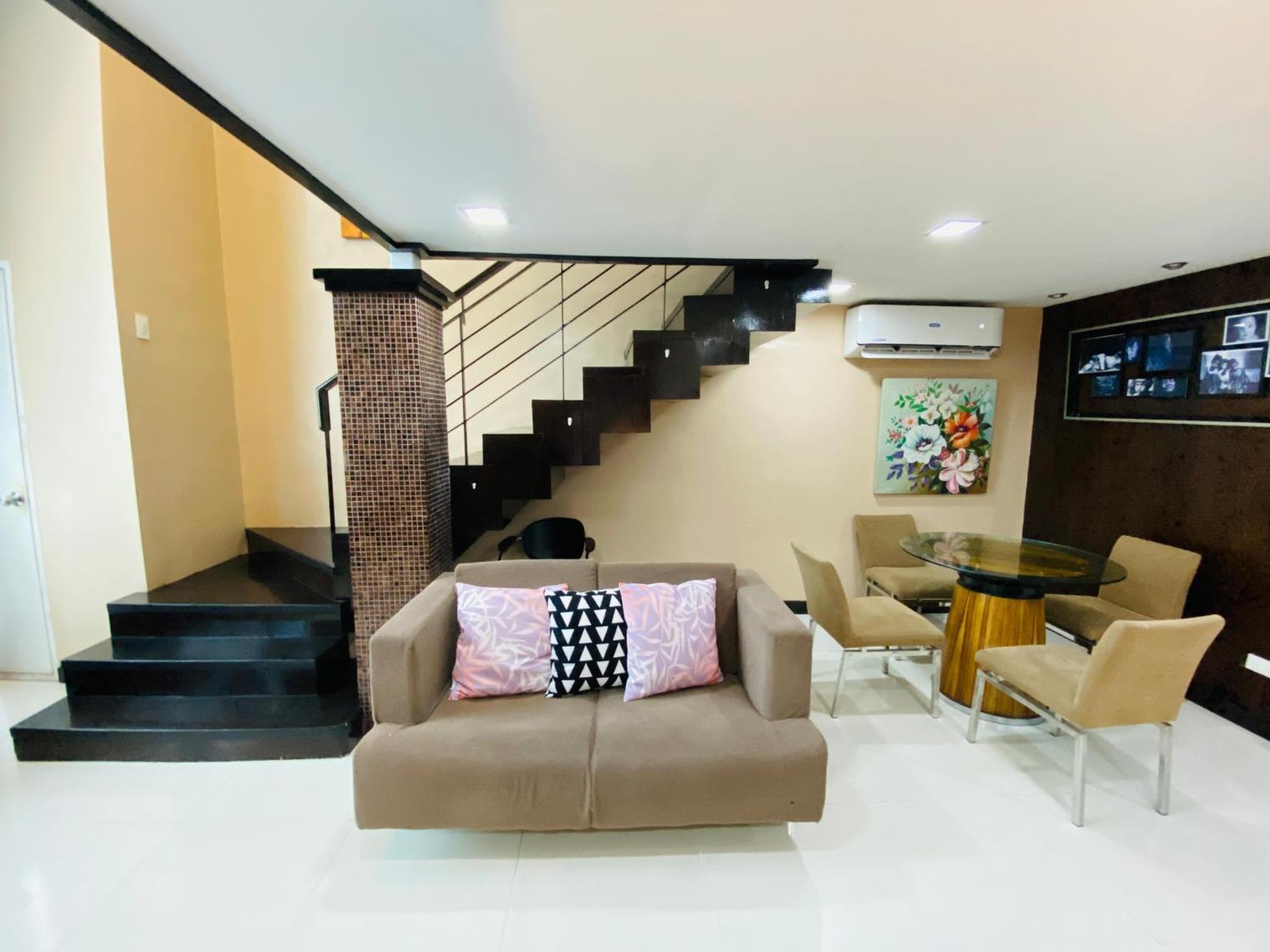 Huge Lofts By P&j