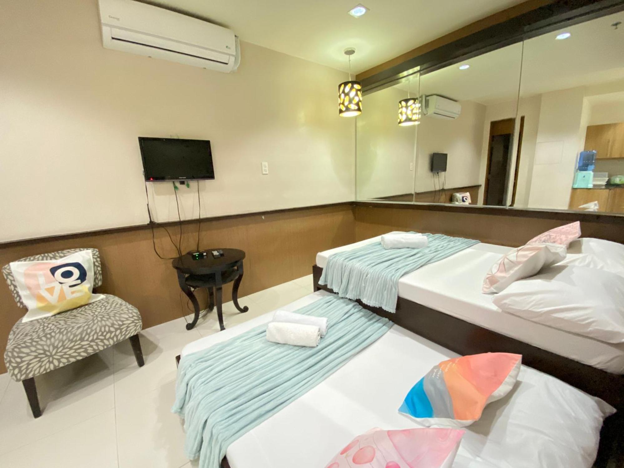 Huge Lofts By P&j * Cebu