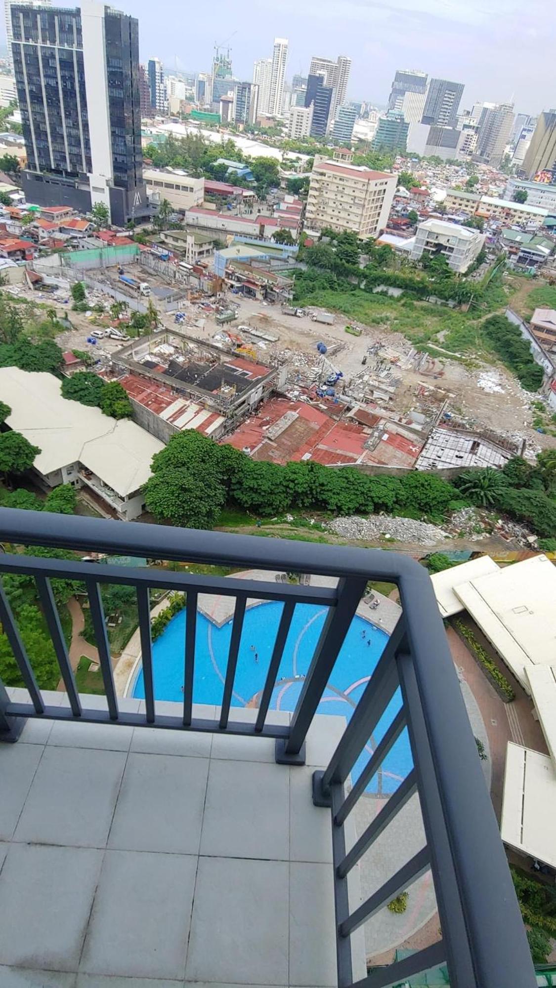 Arlowes At 20f Grand Residences