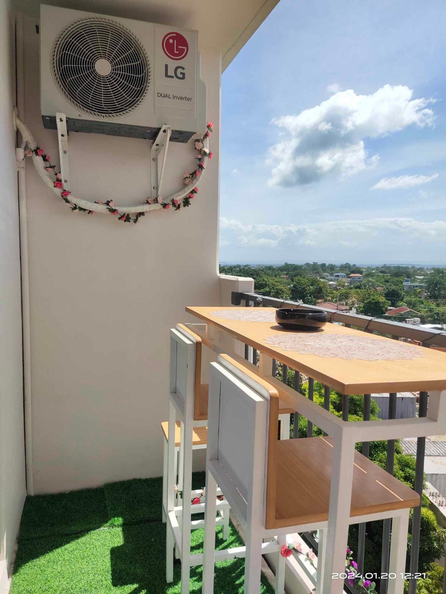 Aparthotel Nate & Athalia's Cityscape Condotel