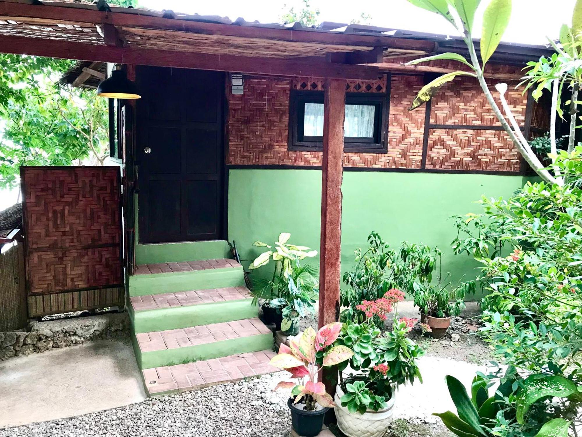 Camotes Cay Hideaway Apartment *