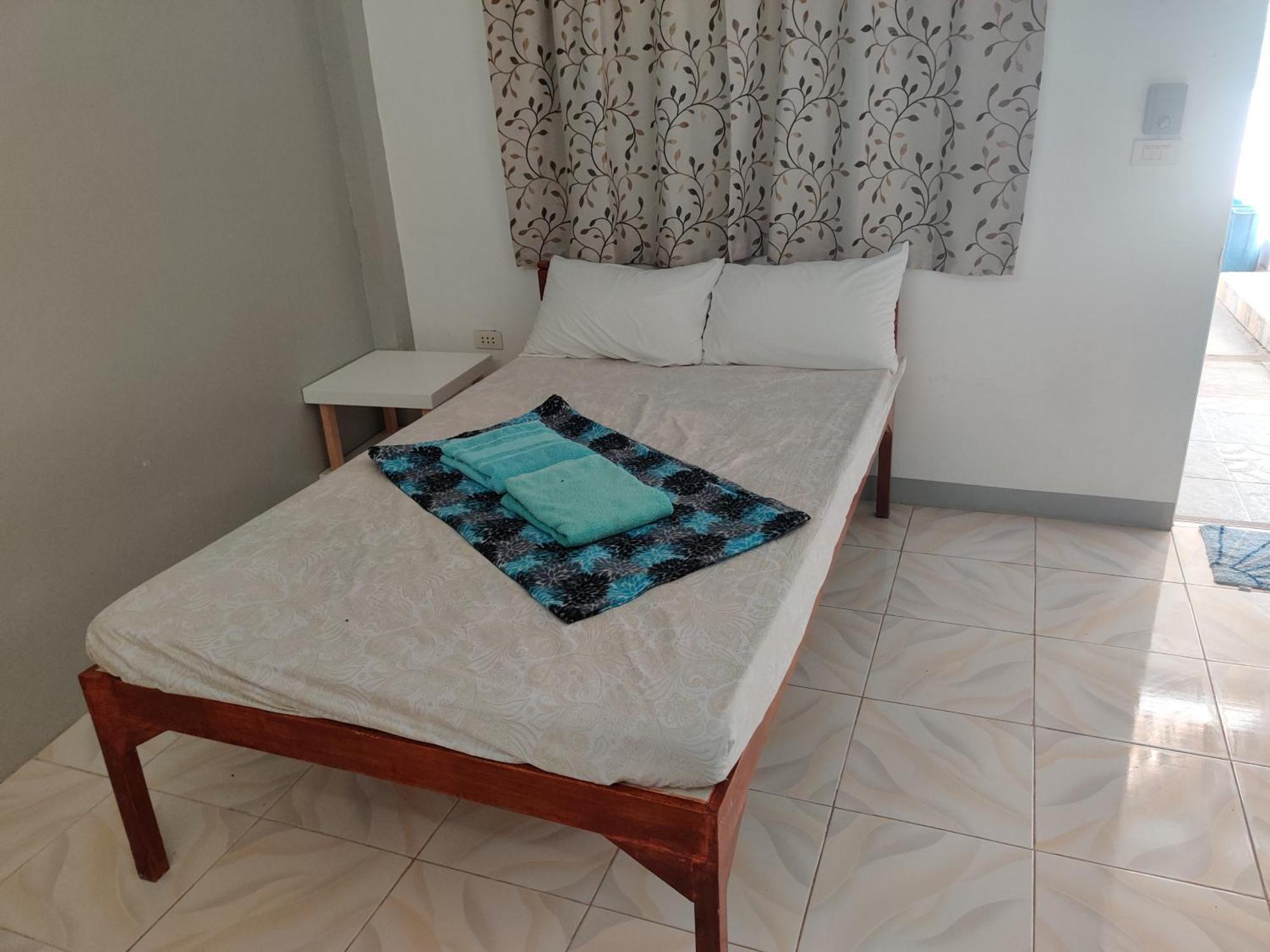 Mandurah's Inn, Hotel *