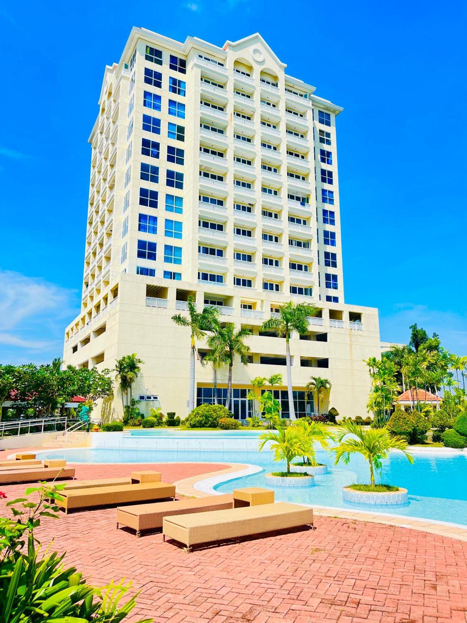 Sophisticated Oceanview Studio In La Mirada Lapu-Lapu City