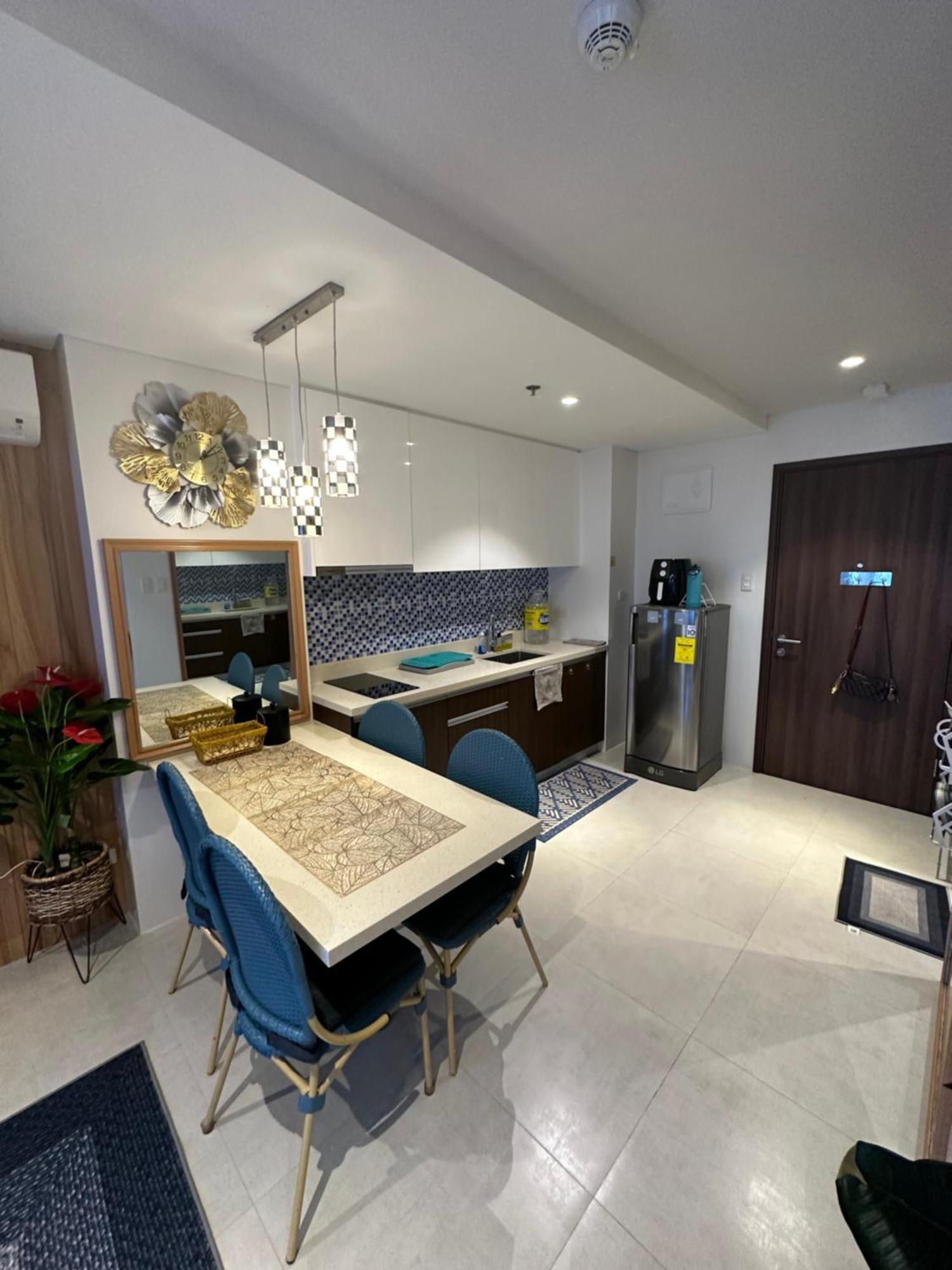 Apartment 14dc Tambuli Seaside Living