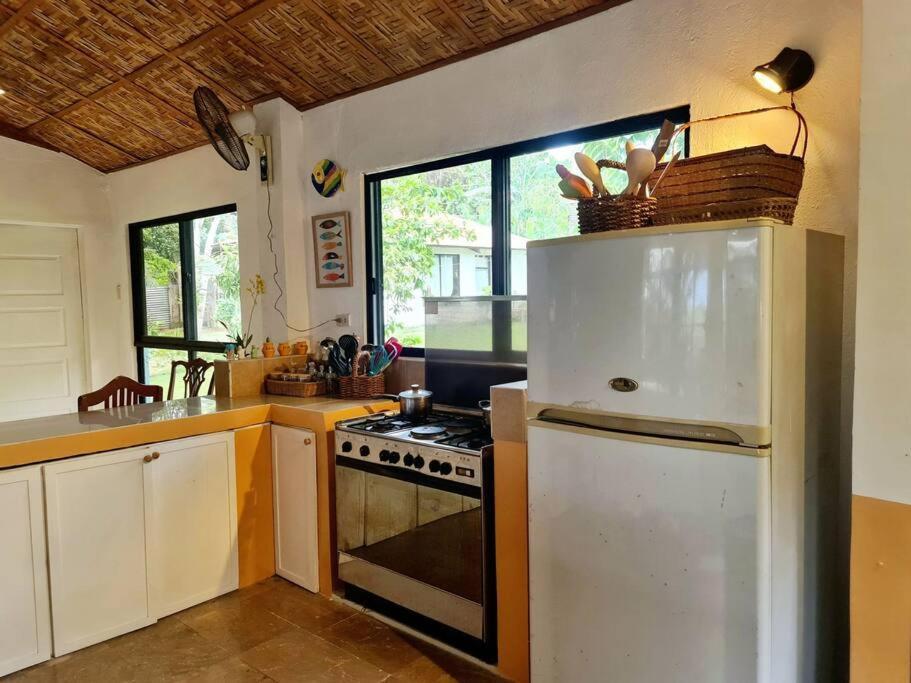 Casa Punta Seaside Resthouse In Cebu