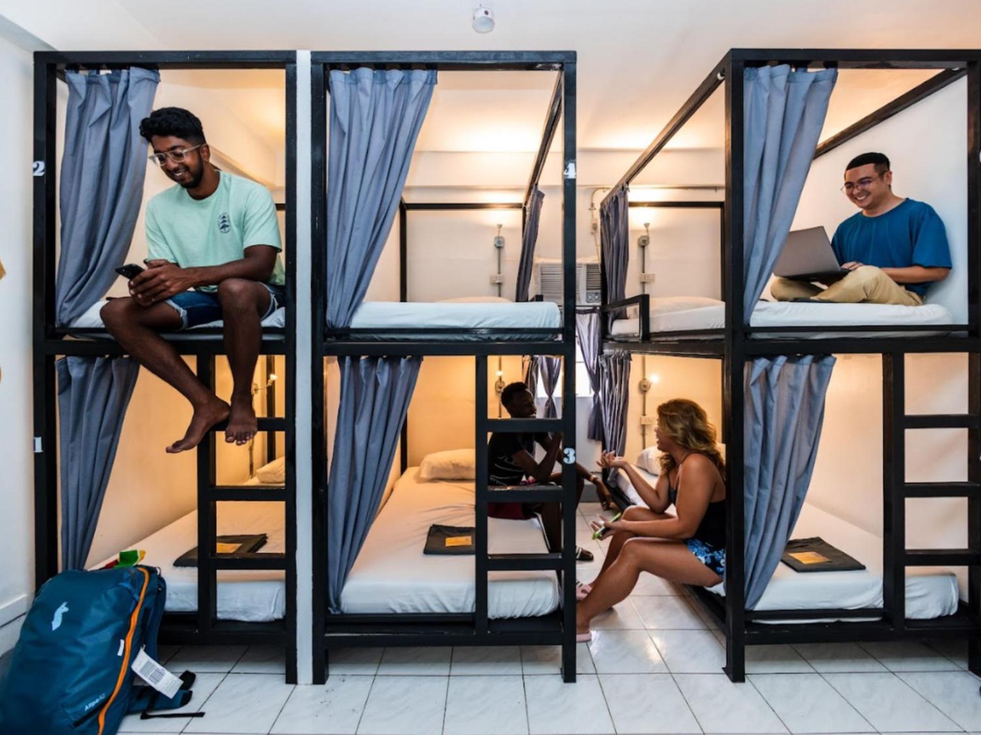 Hostel Mad Monkey (adults Only) *