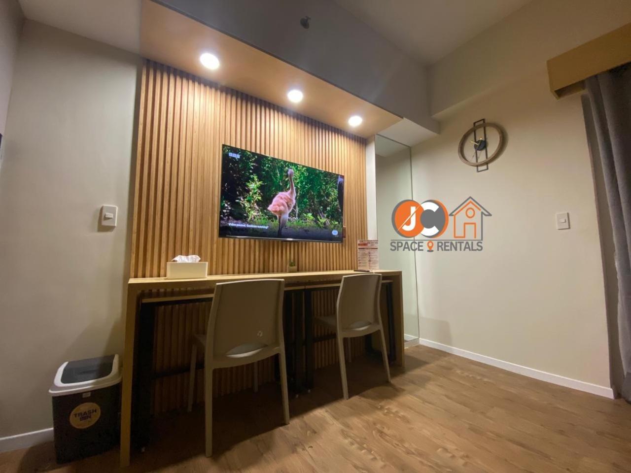 Apartamento Jc Spacerentals 127b Amani Grand Residences, Balcony Pool View, Ground Floor, 5 Mins Frm Airport, Free Wifi, Netflix
