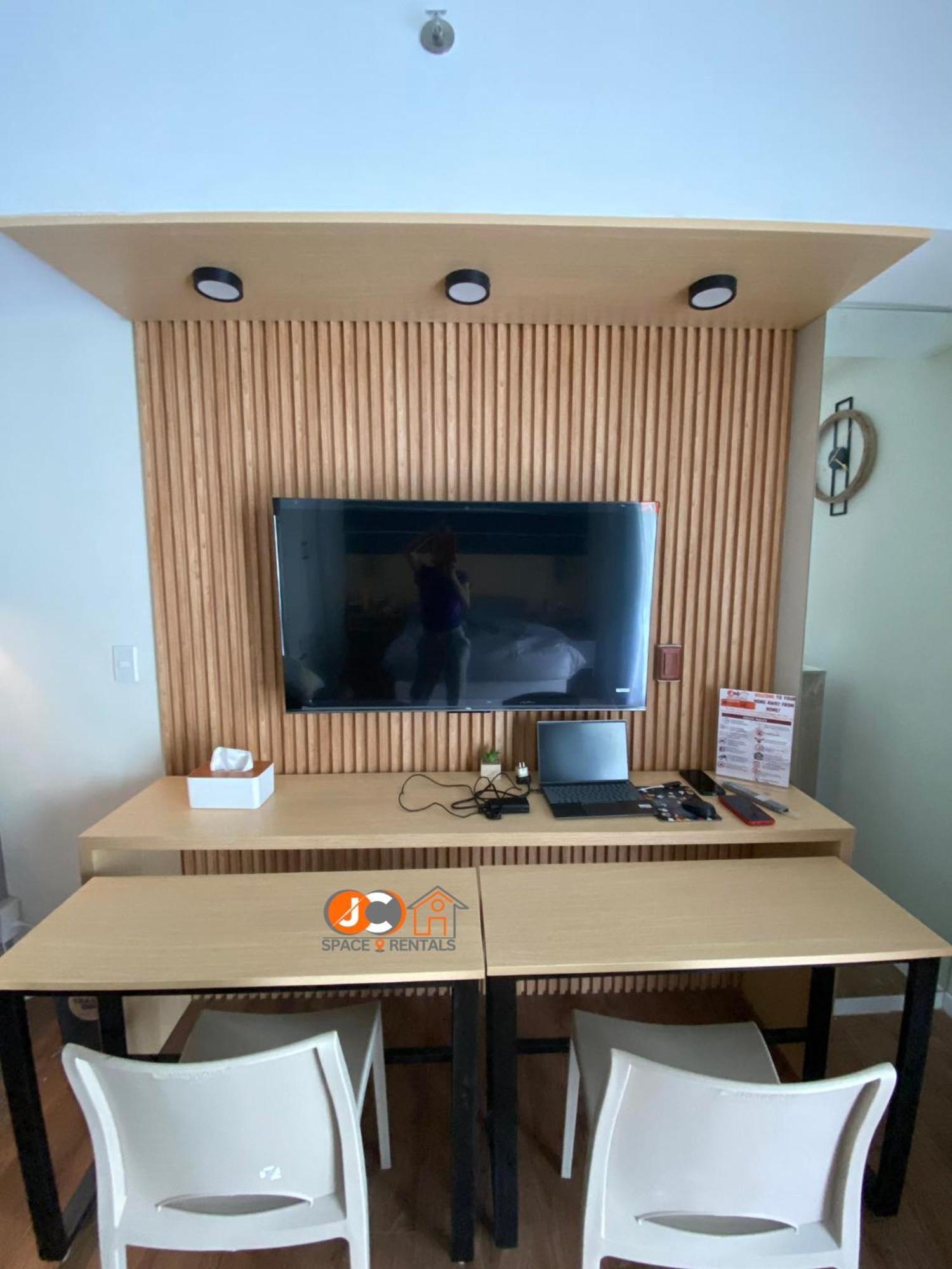 Apartamento Jc Spacerentals 127b Amani Grand Residences, Balcony Pool View, Ground Floor, 5 Mins Frm Airport, Free Wifi, Netflix Lapu-Lapu City