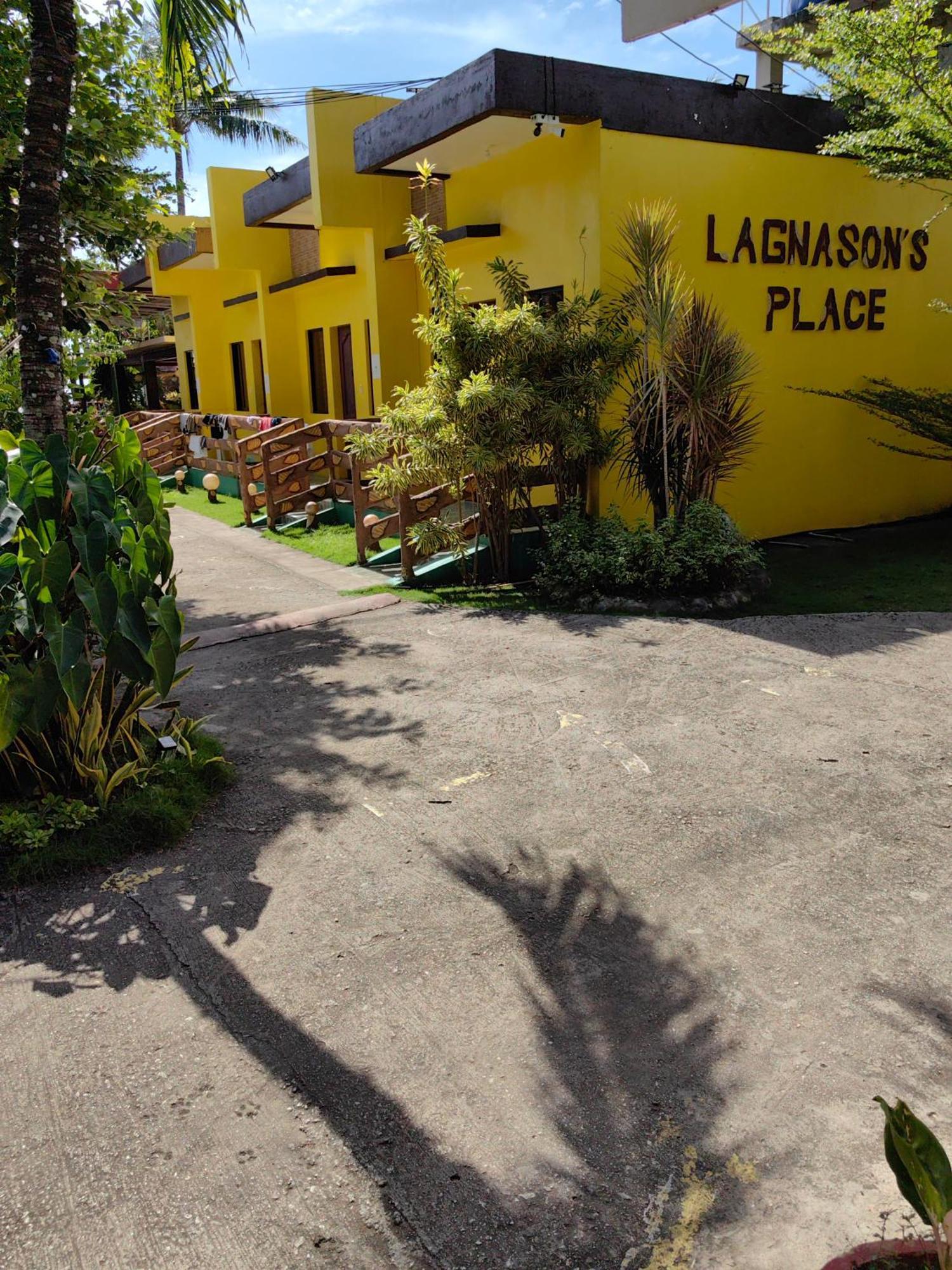 Lagnason's Place Guest house Oslob
