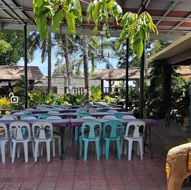 Lagnason's Place * Oslob