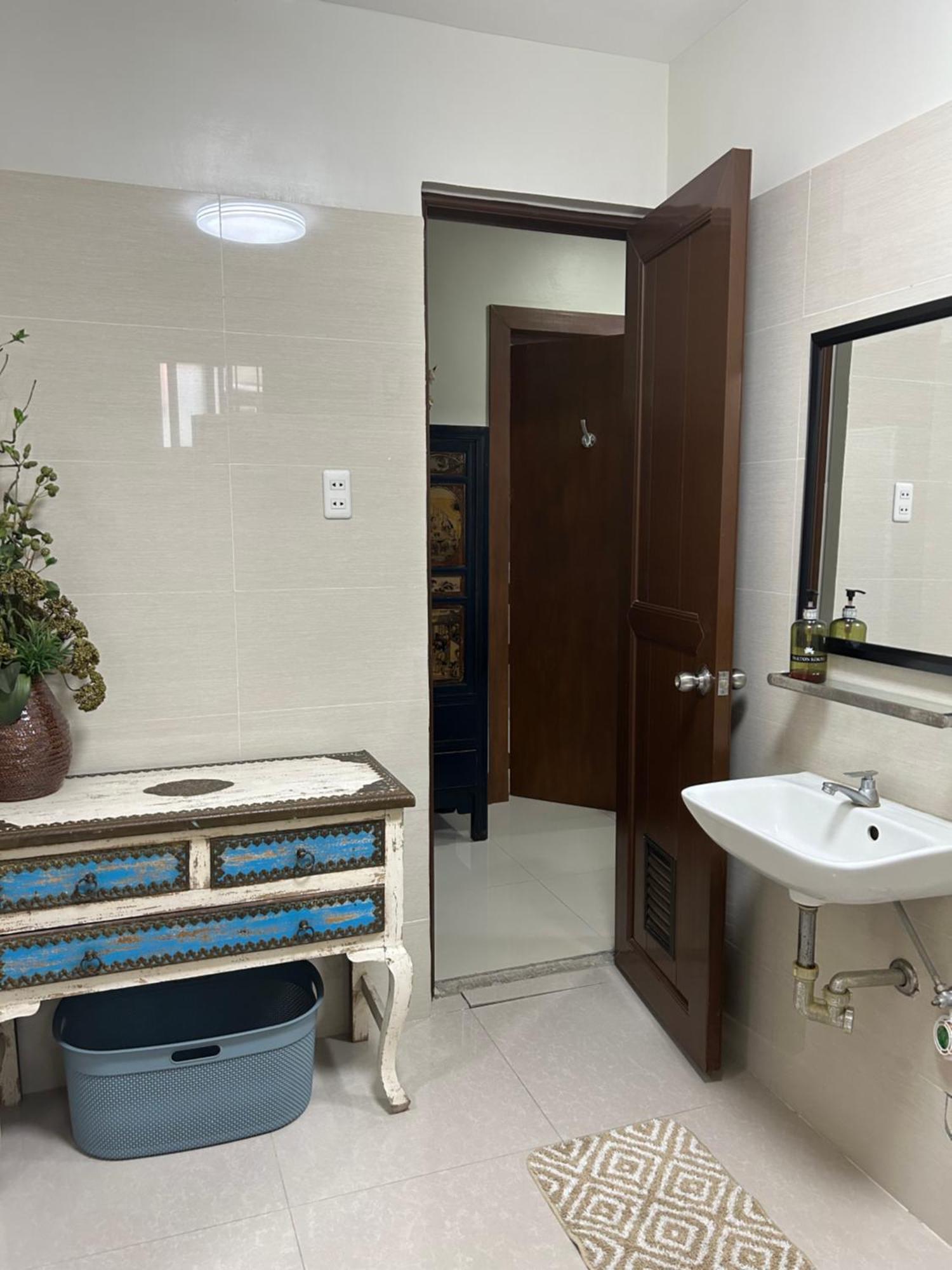 The Partridge 2* Cebu