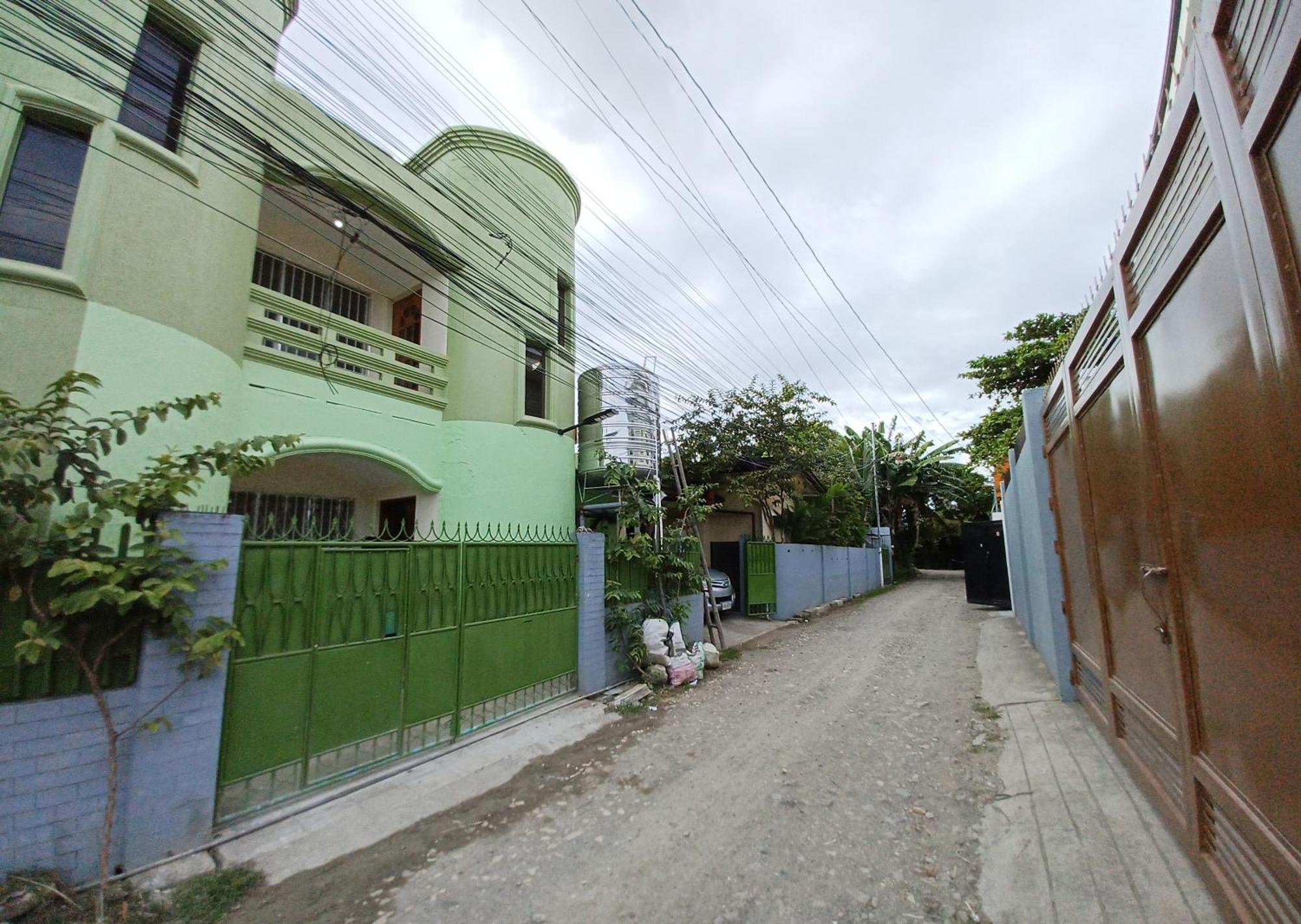 Apartment Unit1 Spacious 2br Near Sm Seaside Nustar Ocean Park Dynamic Herb Anjo Cebu