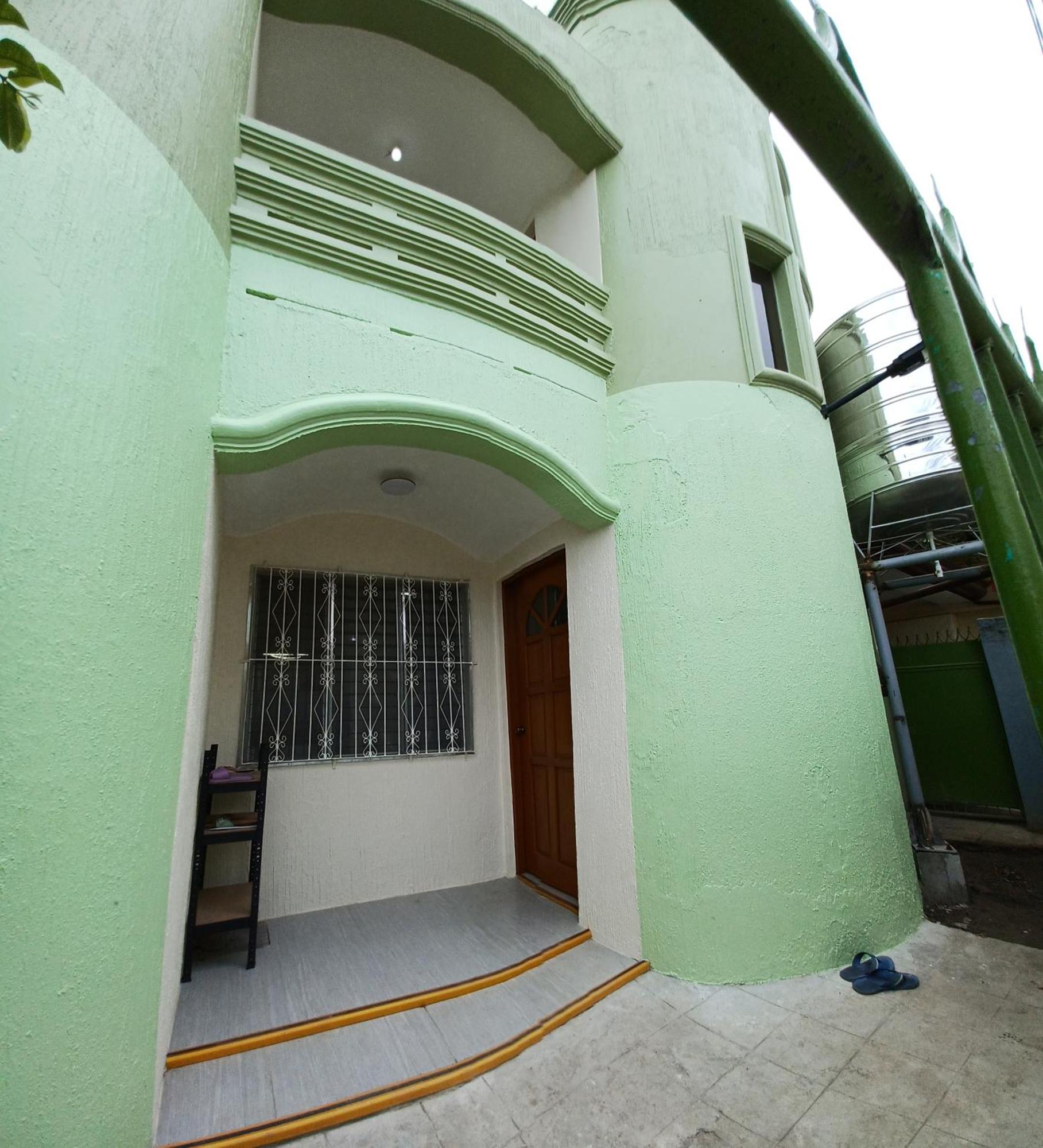 Unit1 Spacious 2br Near Sm Seaside Nustar Ocean Park Dynamic Herb Anjo *
