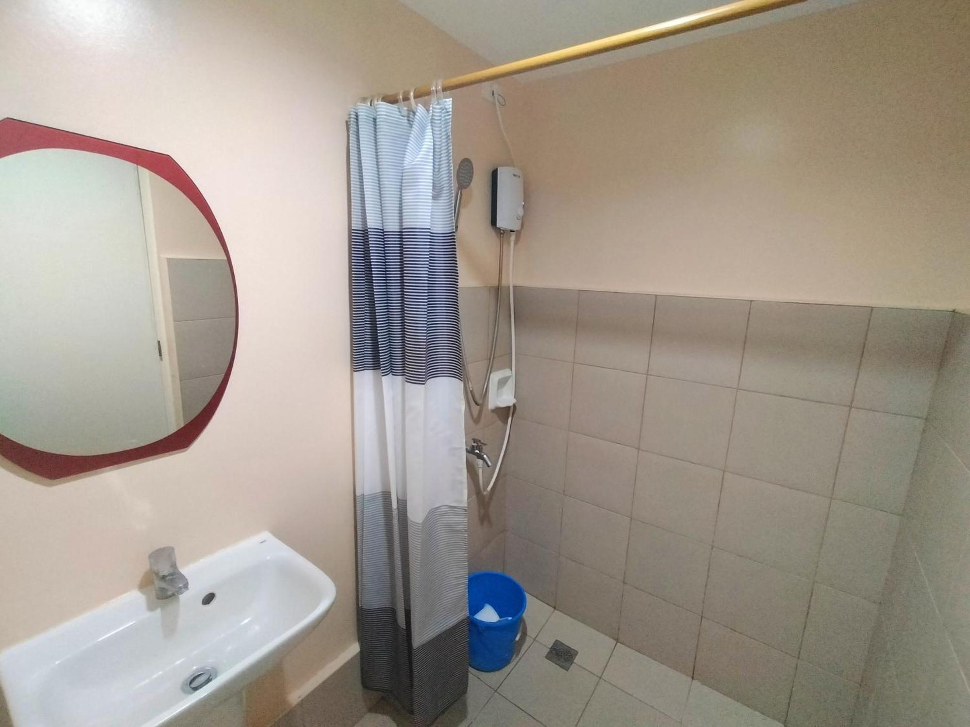 Apartment Studio-type In With Wi-fi, Netflix, Pool And Gym Cebu