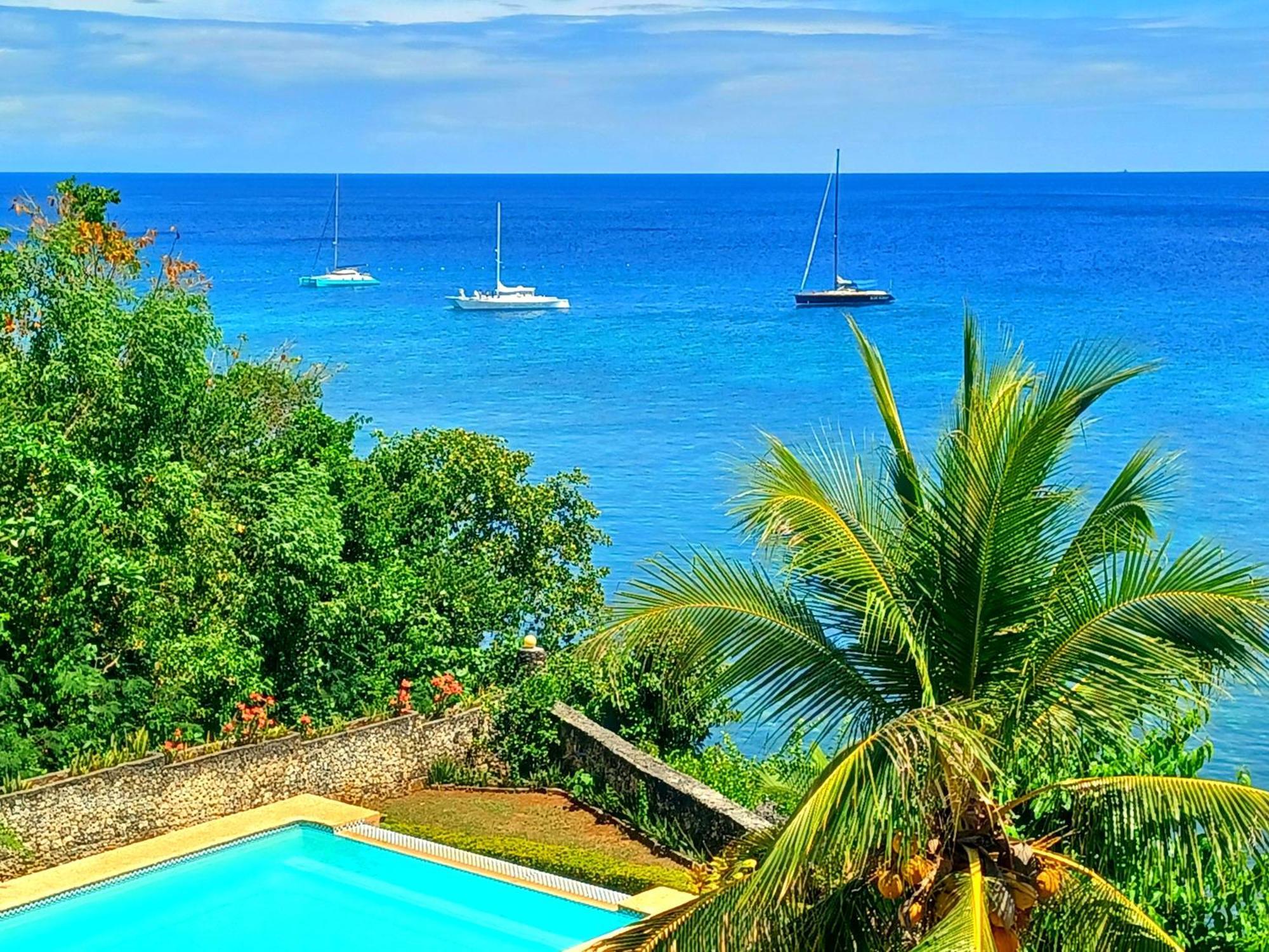 Homestay Camotes Nook - Budget Beautiful