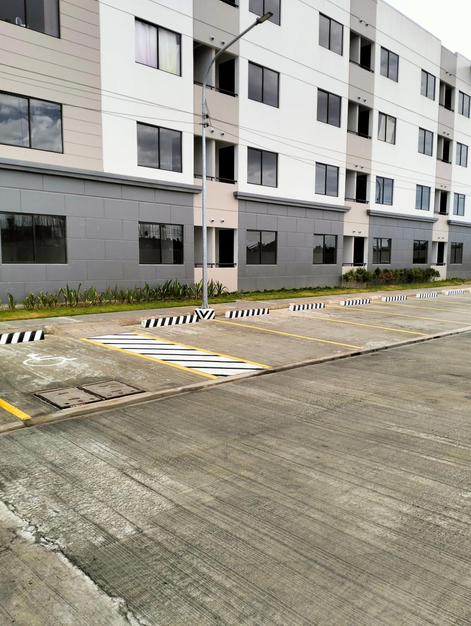 Plumera Homes Apartment *