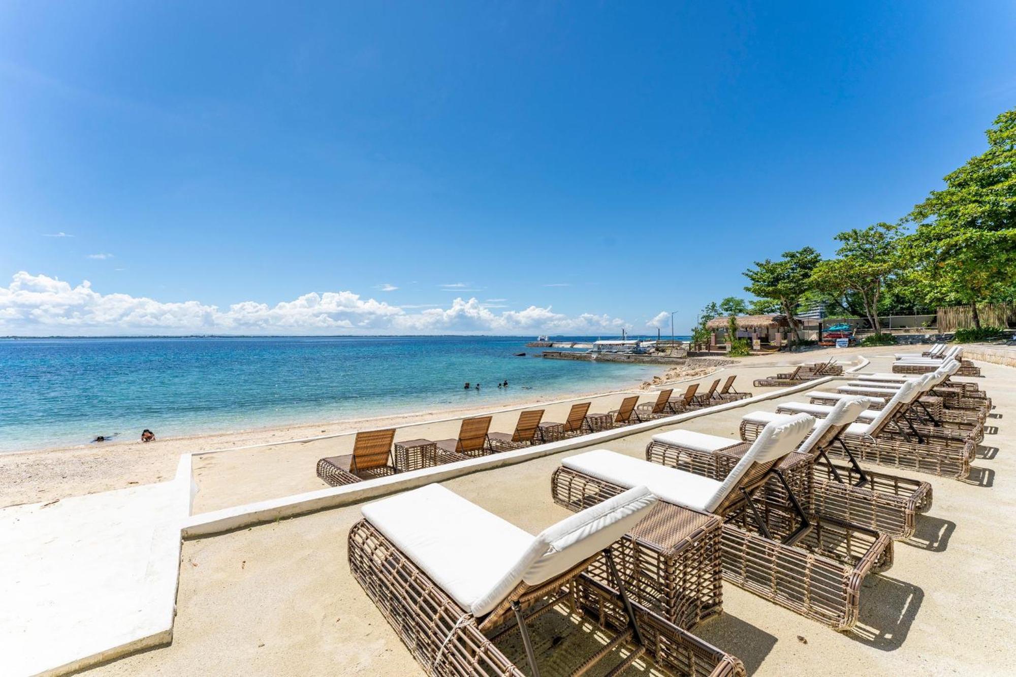 Omp 15c-t2, Seaview, Pool & Access, Near Airport, Fast Wi-fi, Netflix Apartment