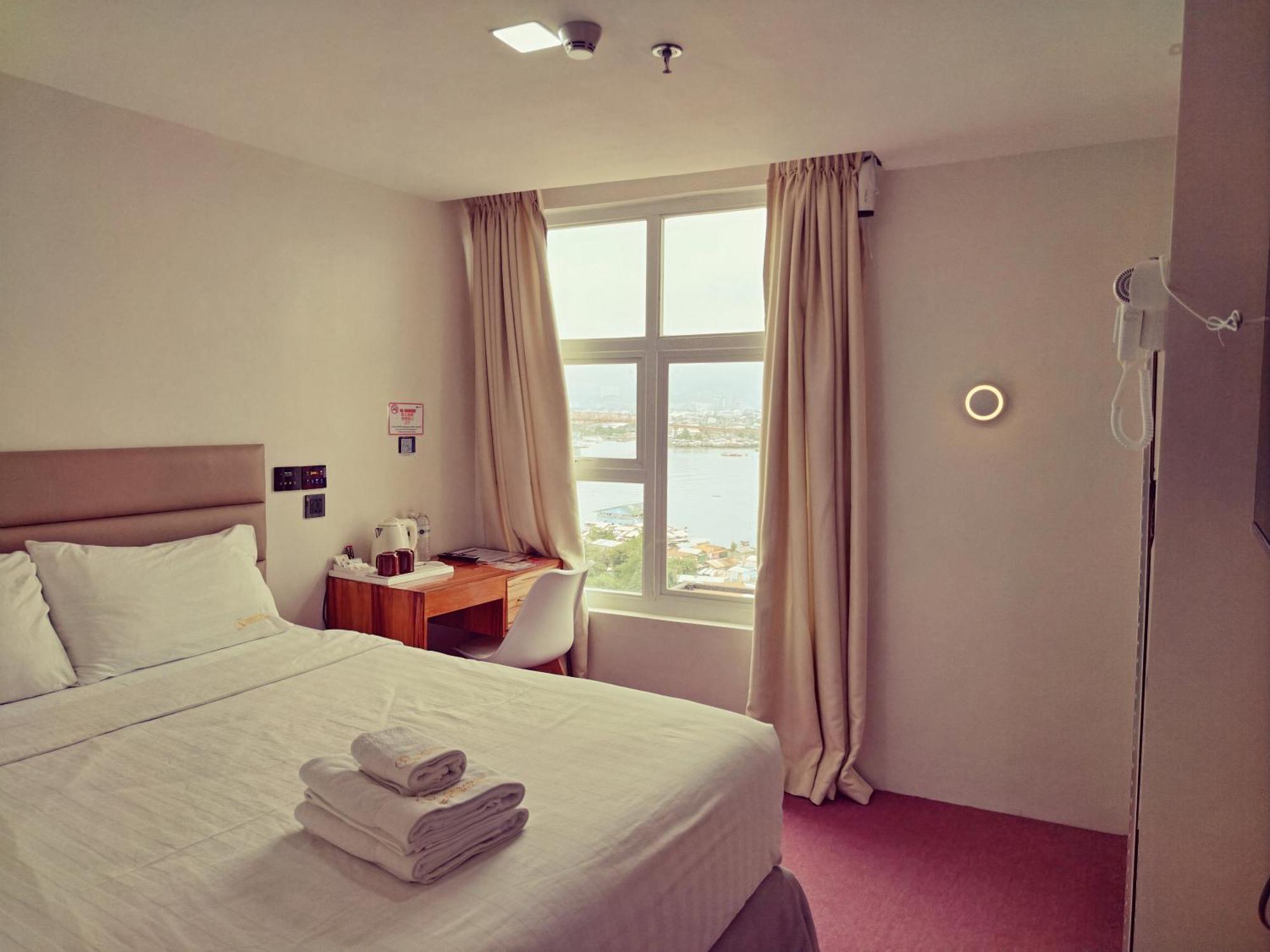 Sempre Premier - Mactan Airport Hotel