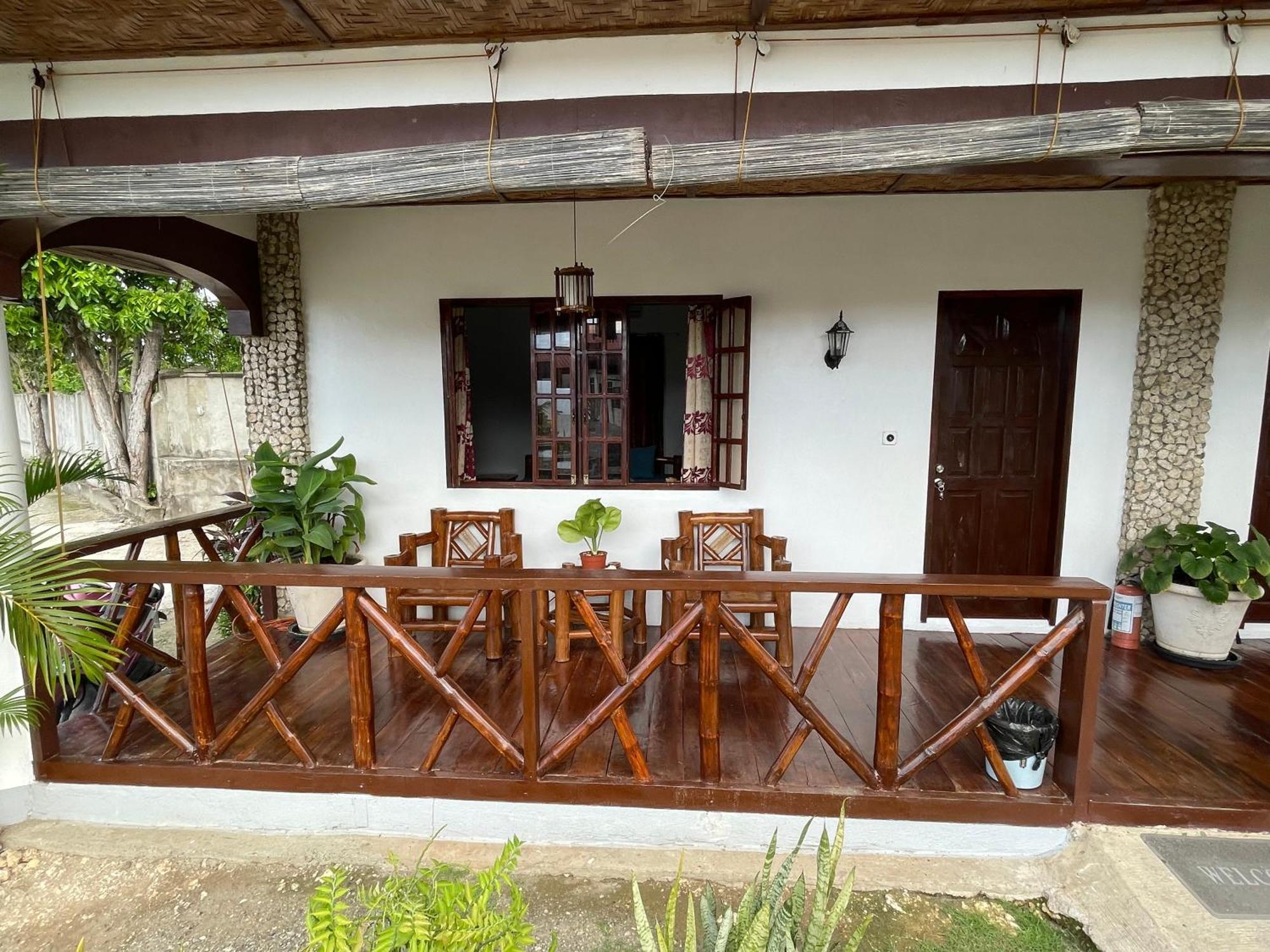 Resort Tauig Moalboal