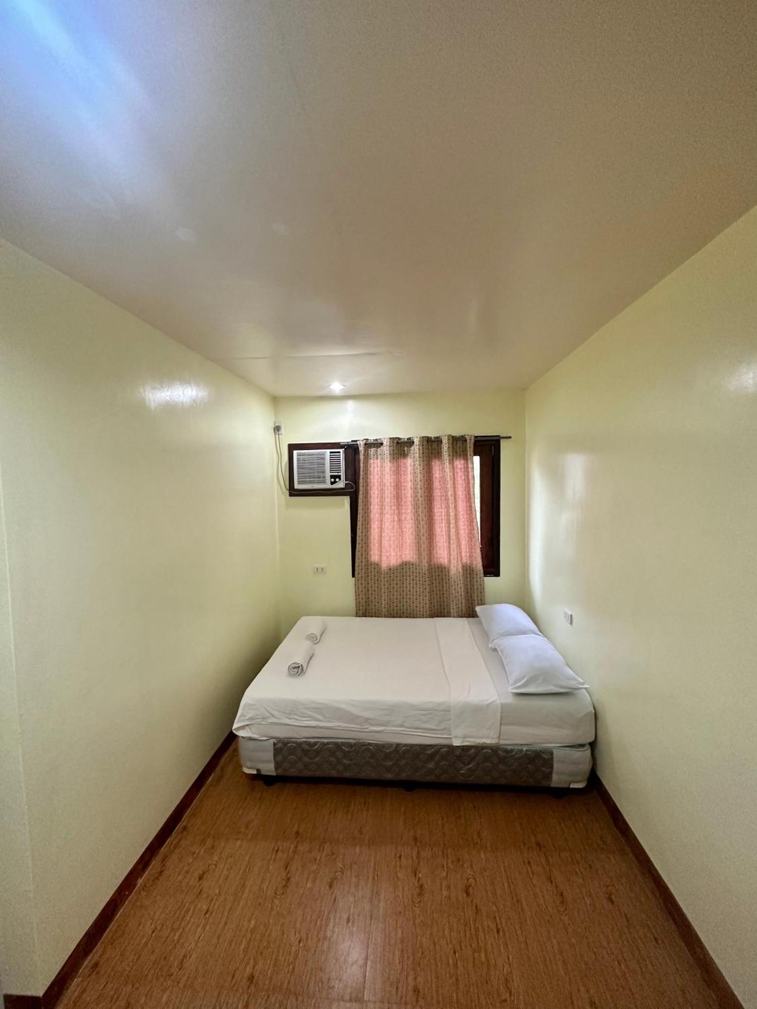 Edgar's Guest house Moalboal