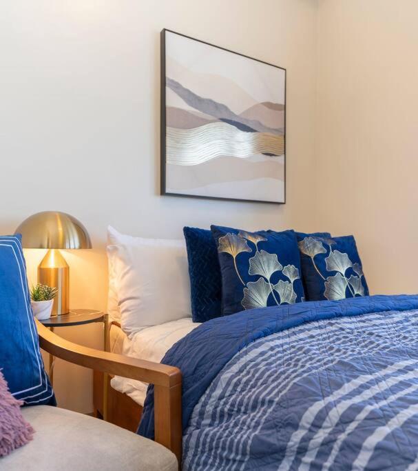 Apartment Omp 17j-t1, Seaview, Beach, Pool Access,near Airport, Fast Wi-fi, Netflix Punta Engano (Mactan)